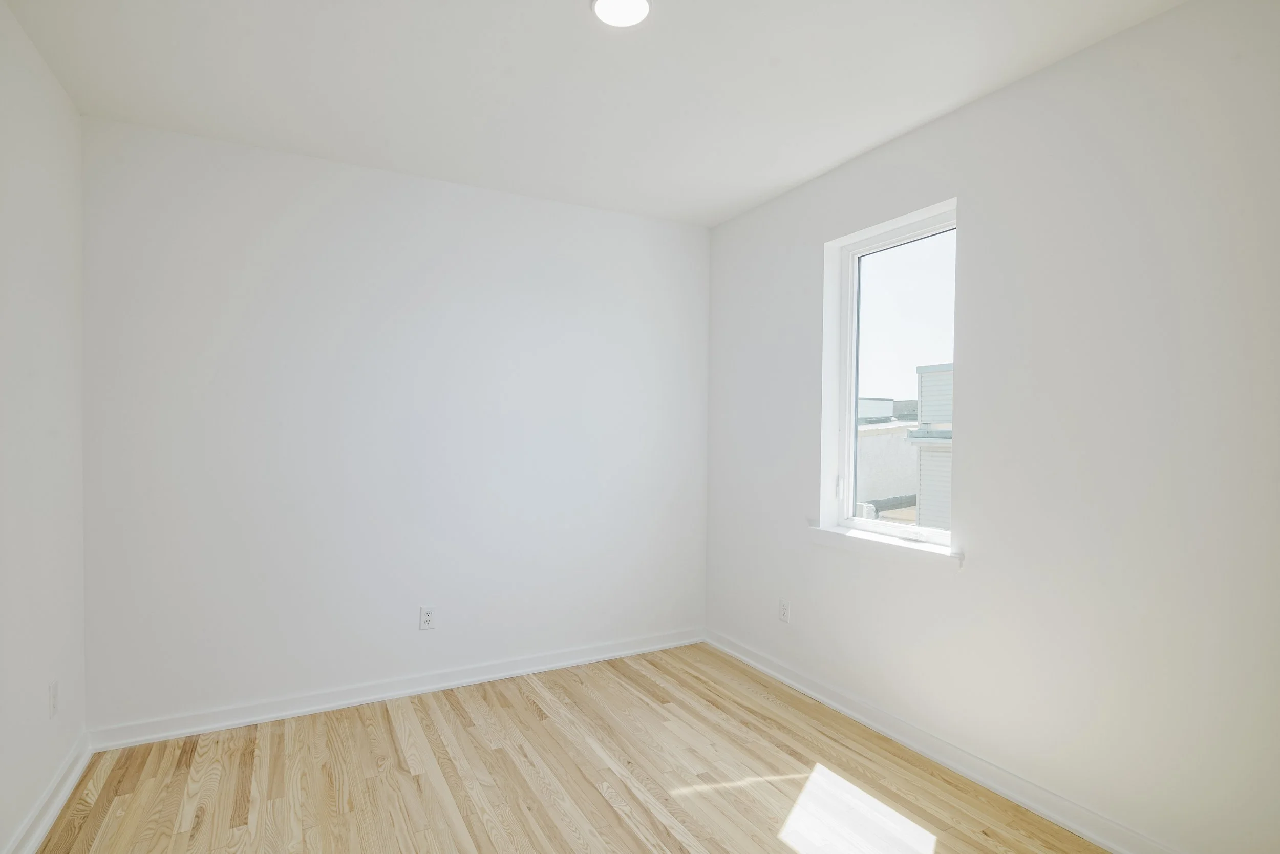 1841 E Harold St-MLS-68.jpg