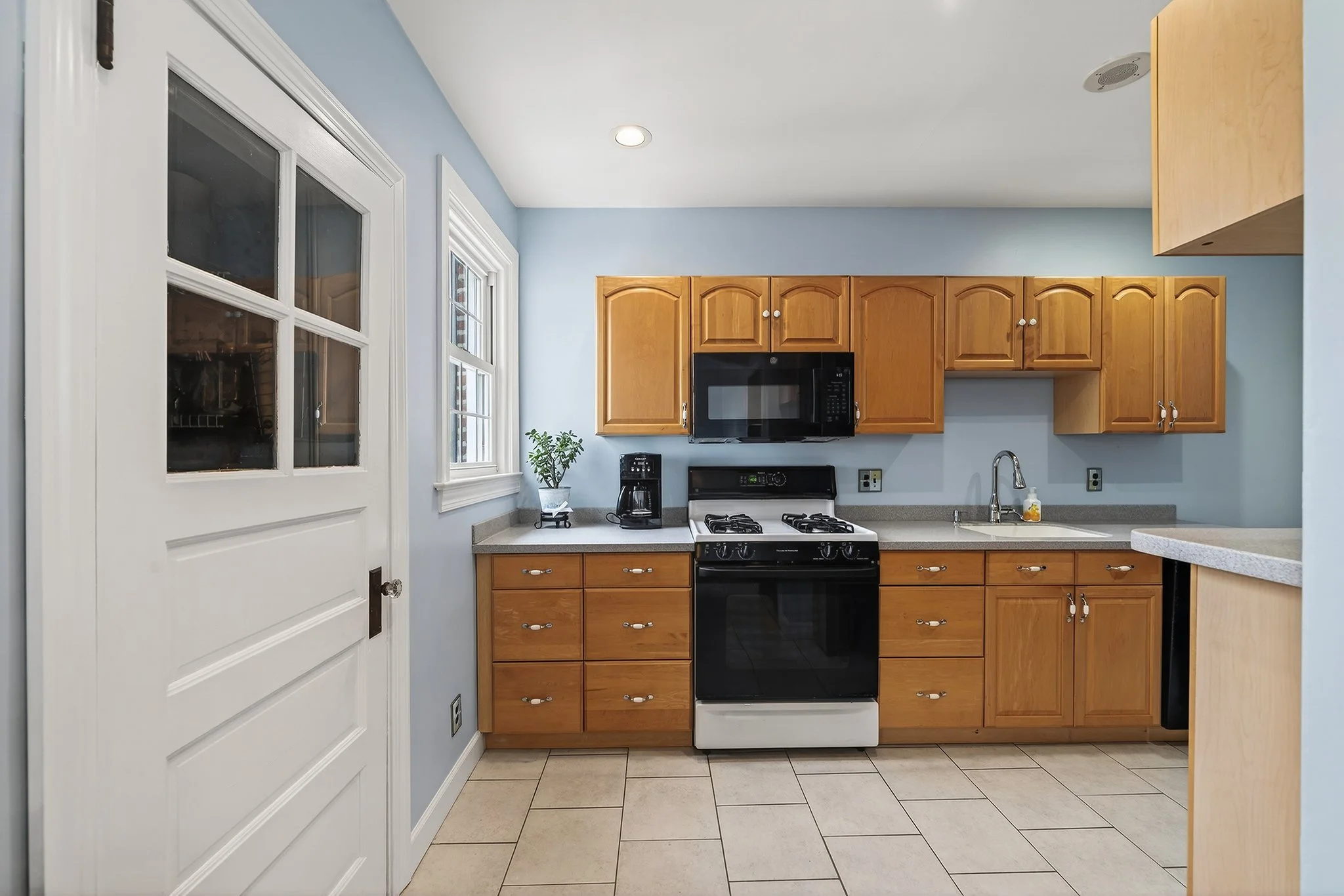 990 E Godfrey Ave, PHILADELPHIA, PA-15.jpg