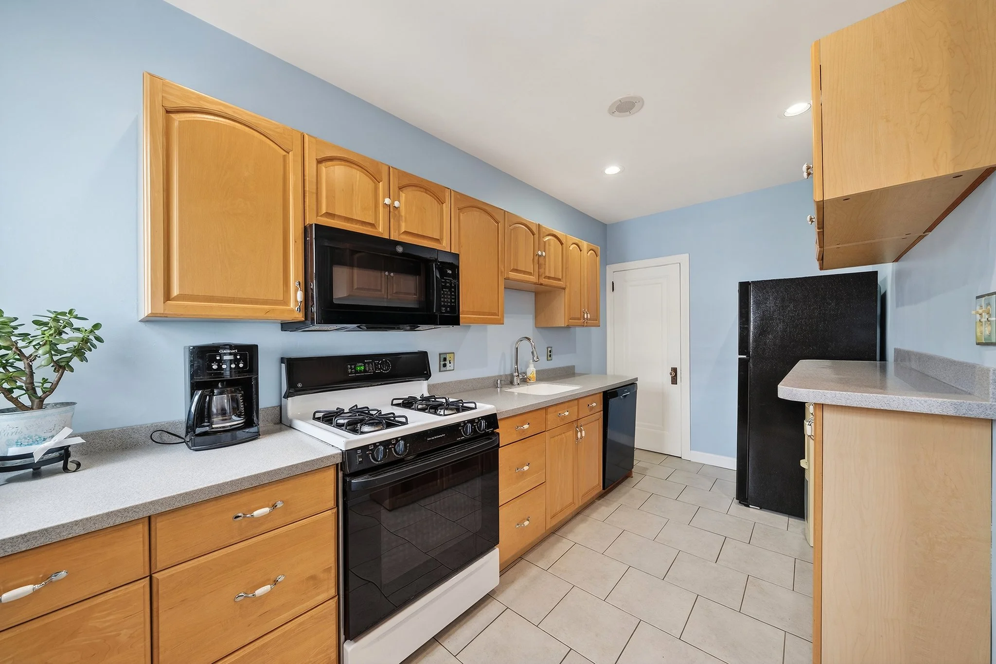 990 E Godfrey Ave, PHILADELPHIA, PA-16.jpg