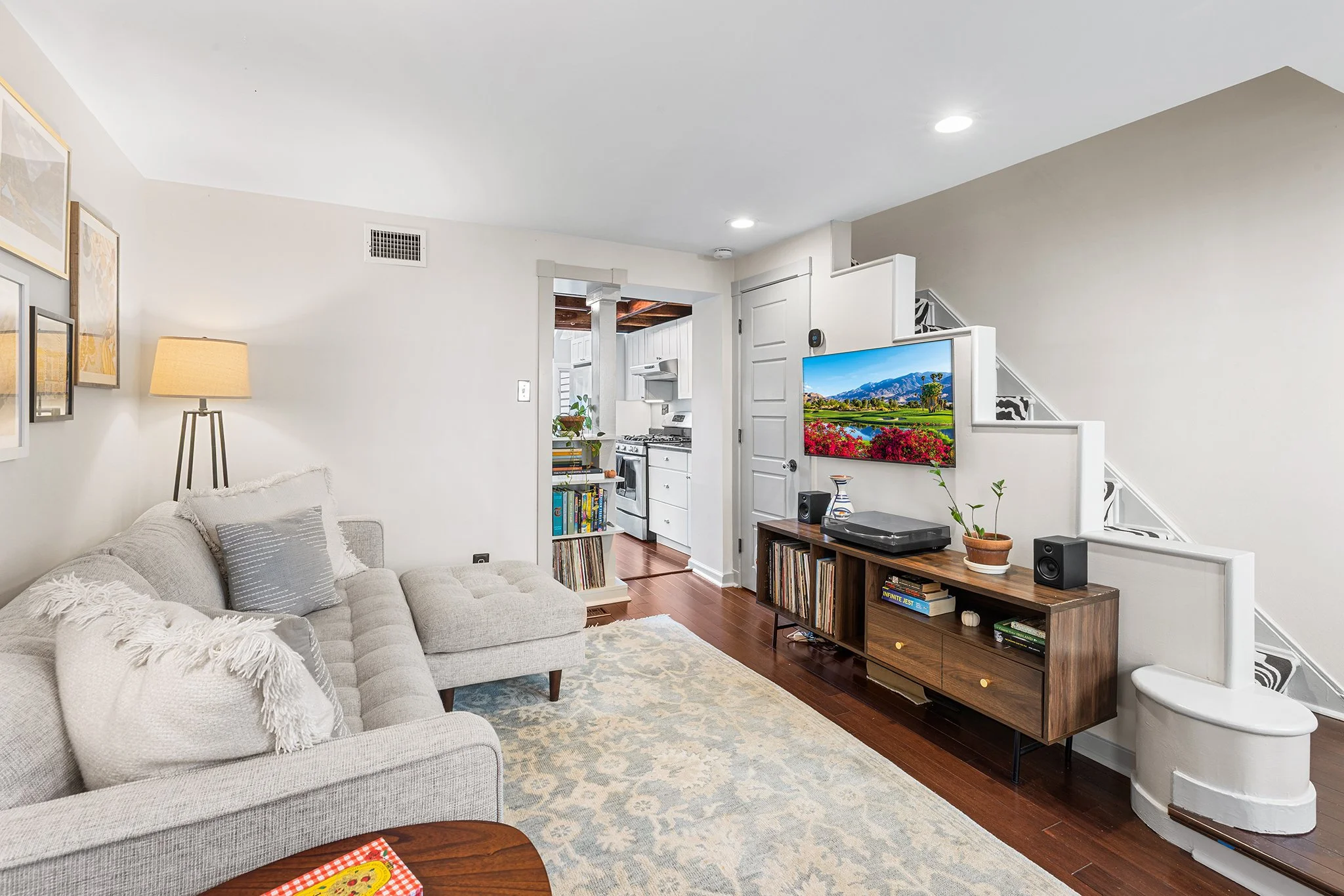 442 Fitzwater St Philadelphia PA-04.jpg