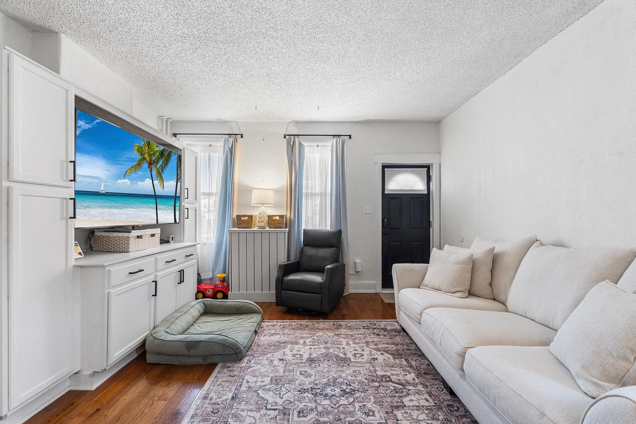 4549 Salmon St, Philadelphia, PA-09.jpg