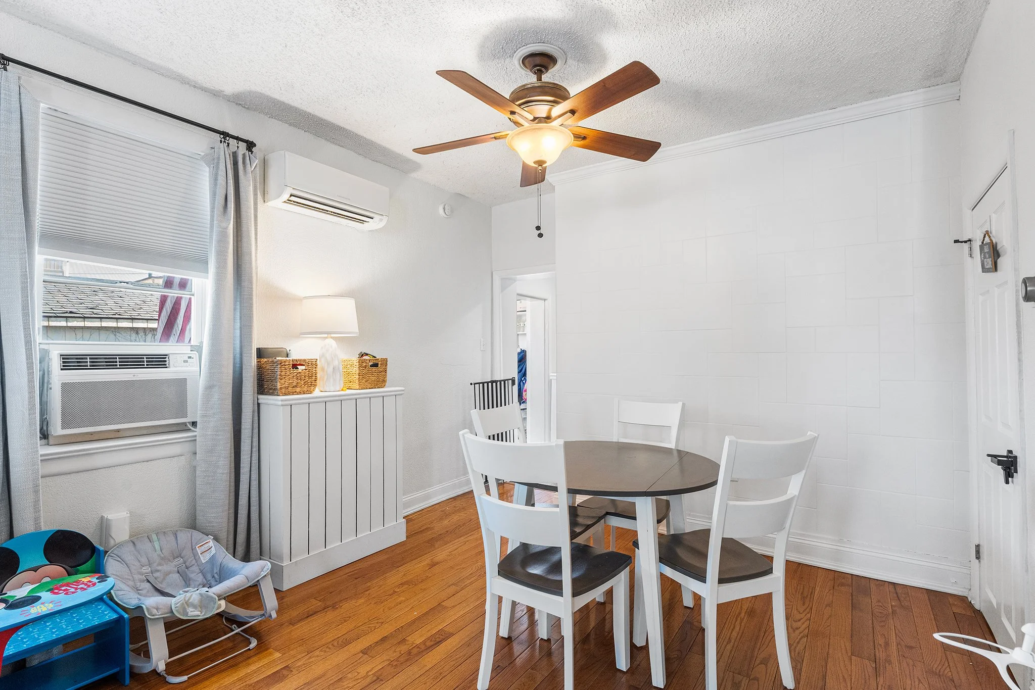 4549 Salmon St, Philadelphia, PA-08.jpg