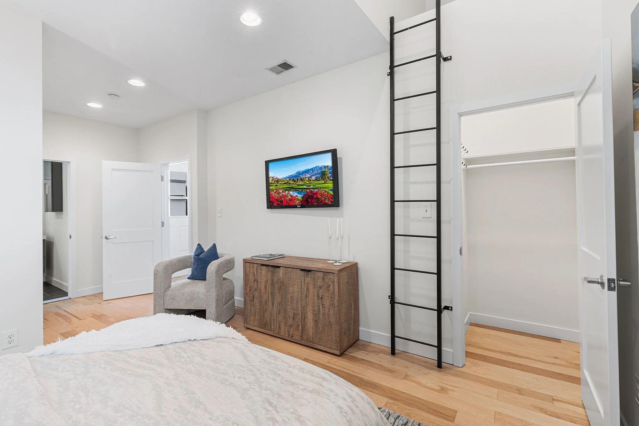 226 Mercer St Philadelphia PA-28.jpg