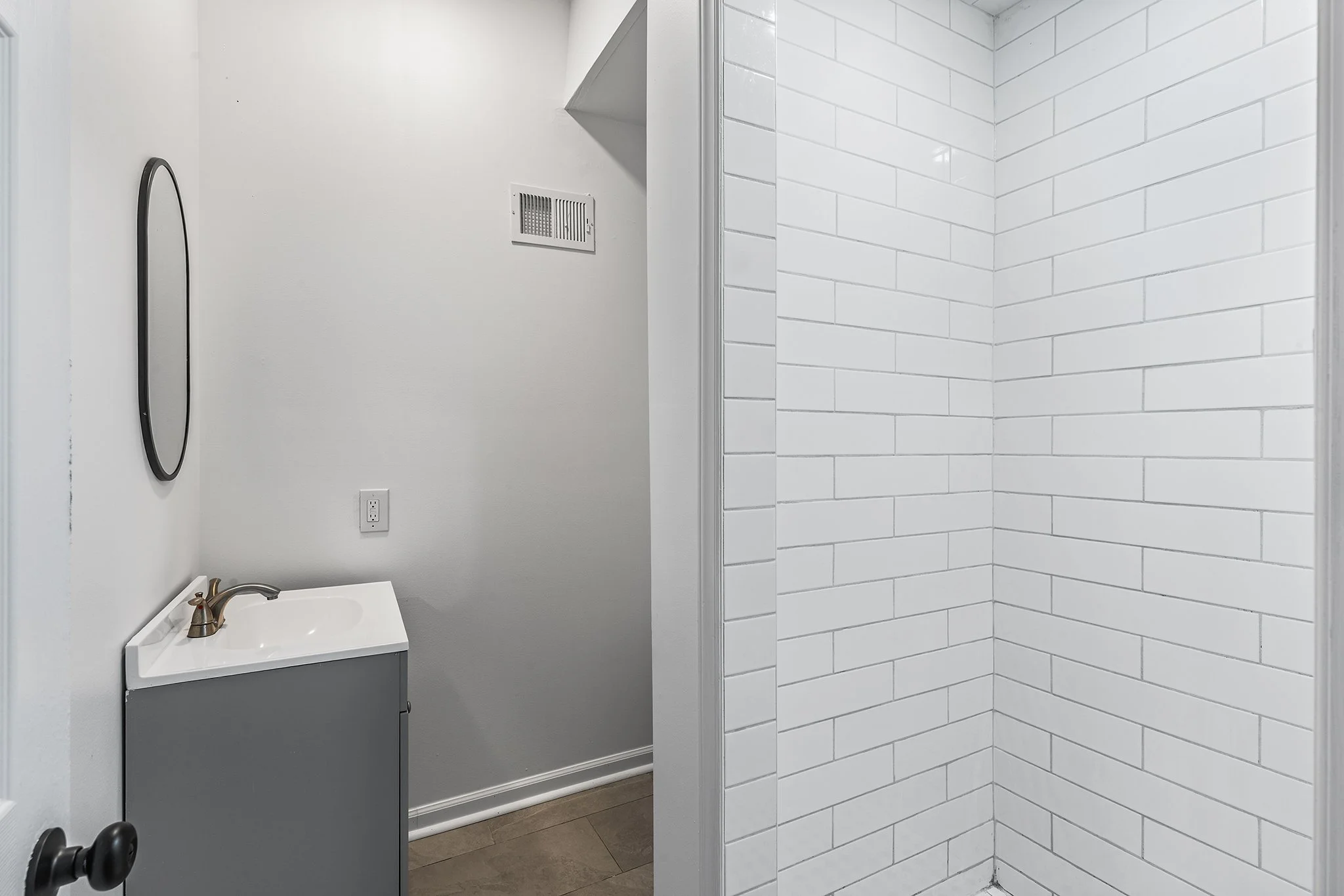1418 N Etting St, Philadelphia, PA-18.jpg