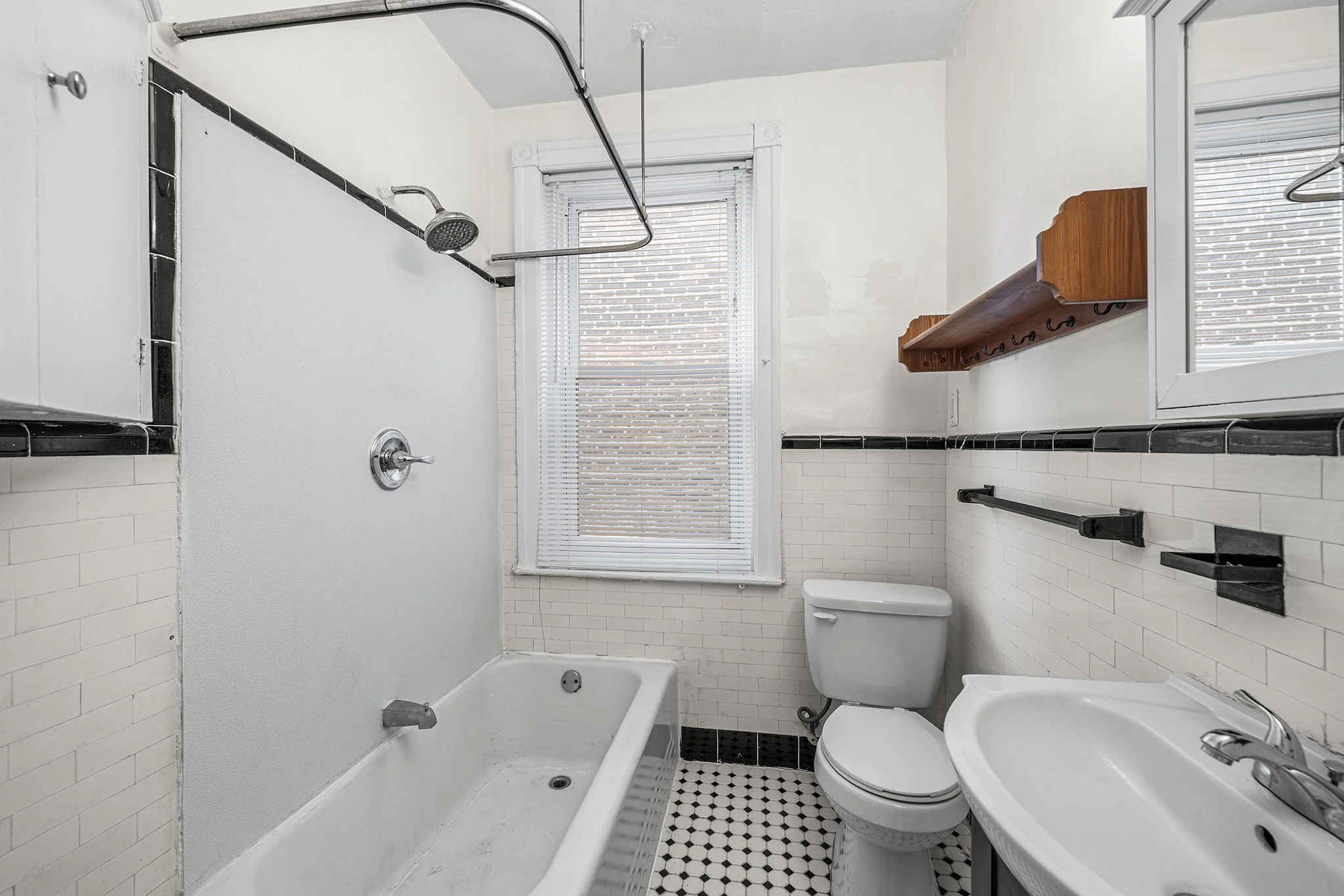 5930 Ridge Ave #2, Philadelphia, PA-23.jpeg