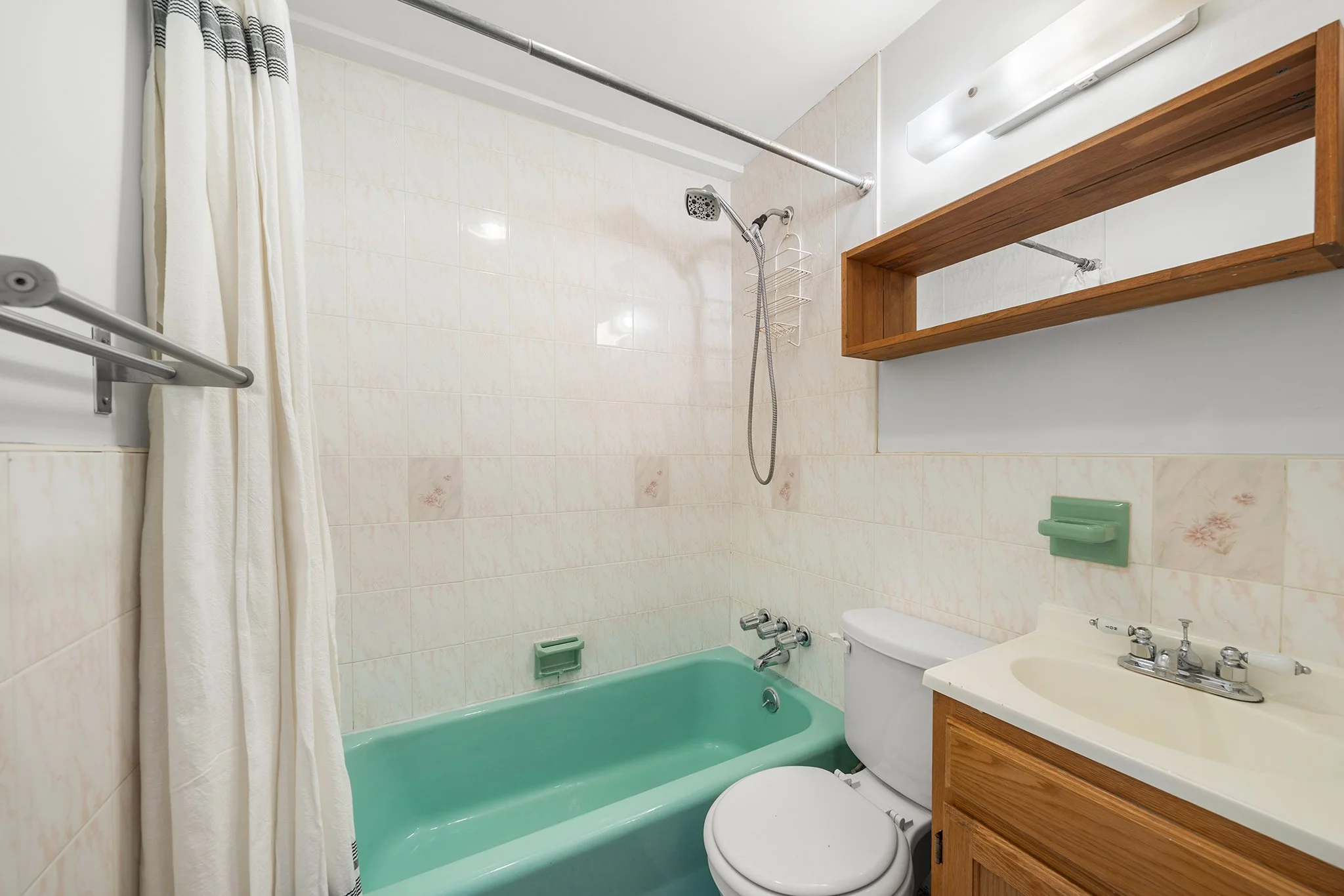 1846 S Chadwick St, Phila PA-26.jpg