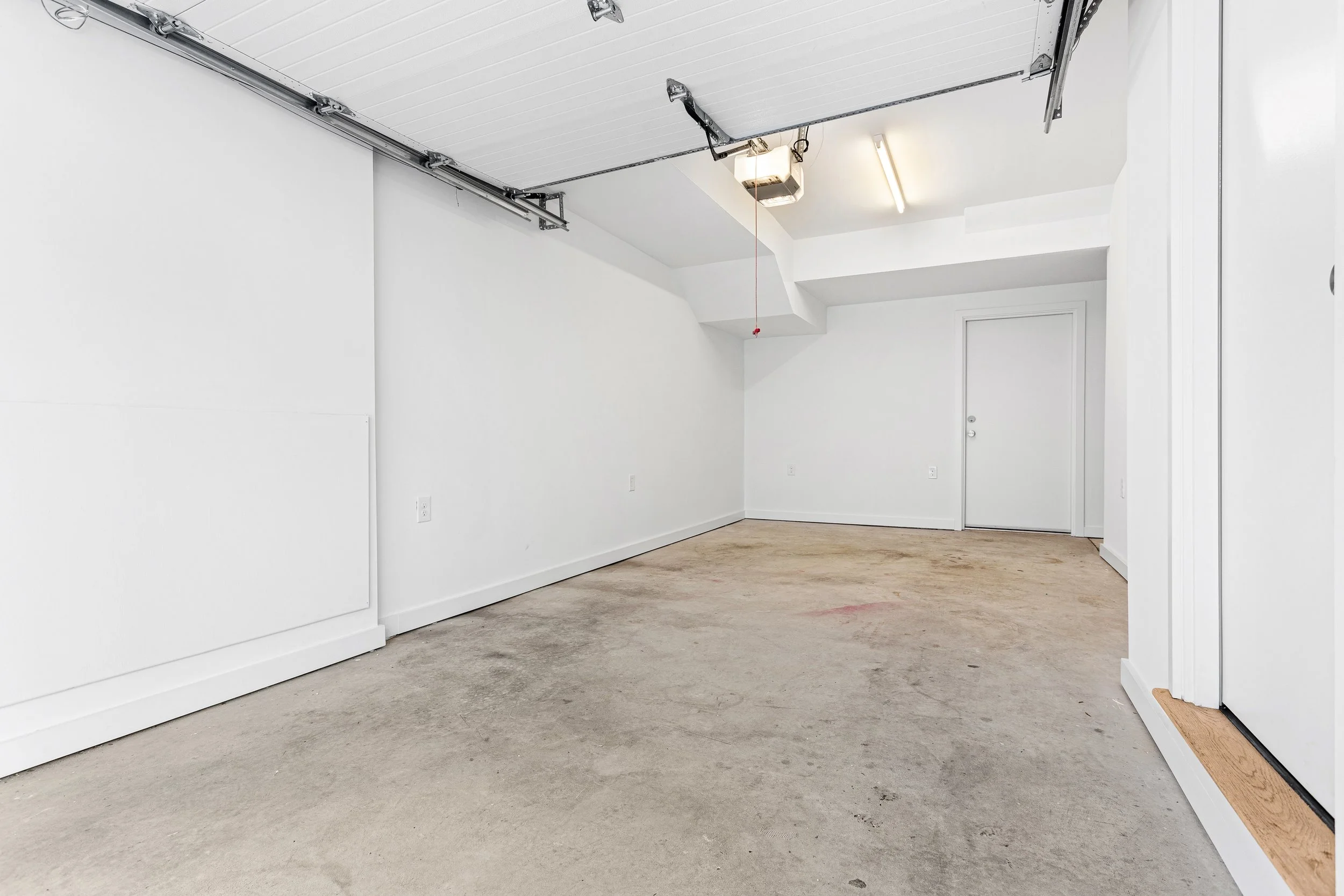 239 Krams Ave-Full-2.jpg