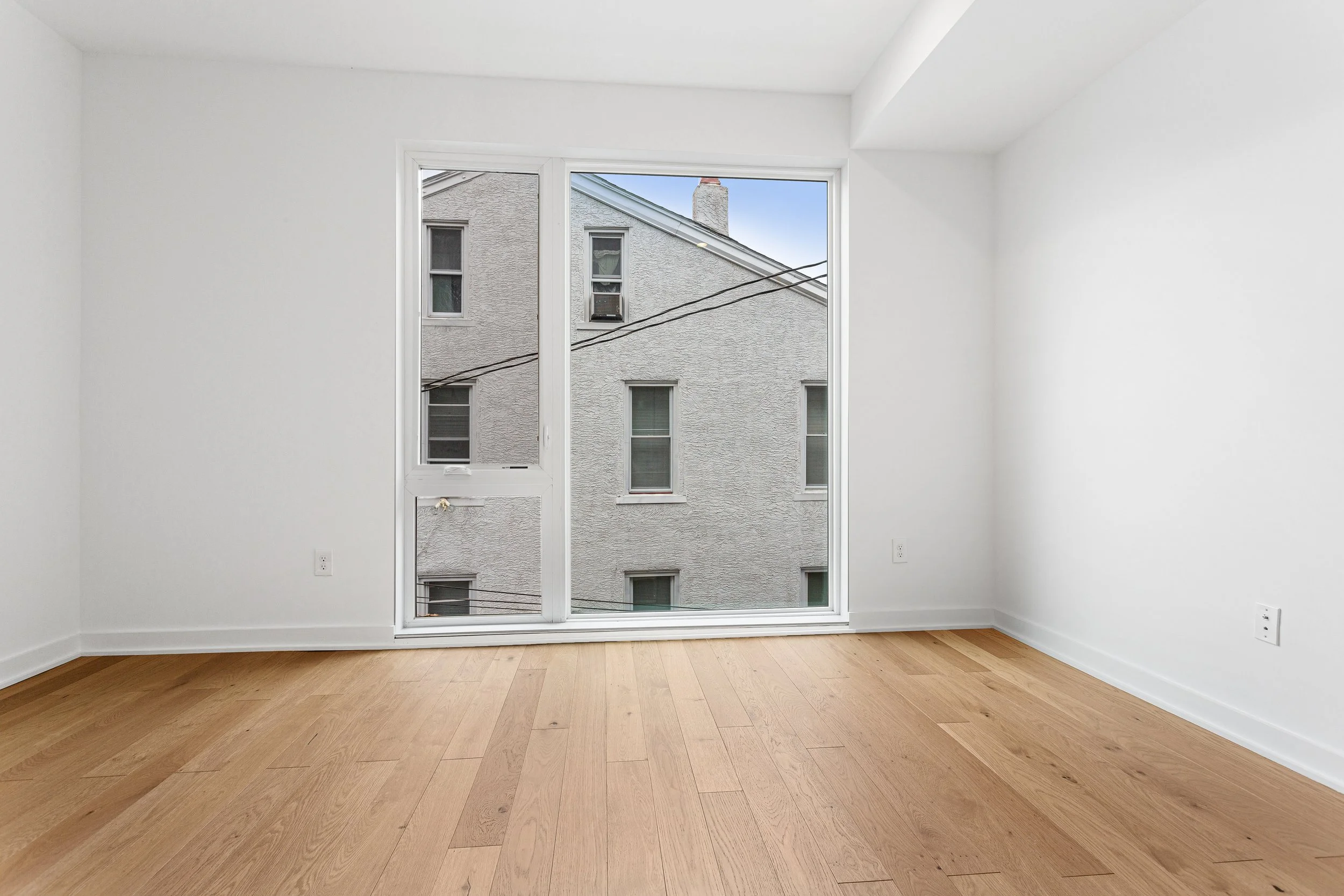 239 Krams Ave-Full-18.jpg