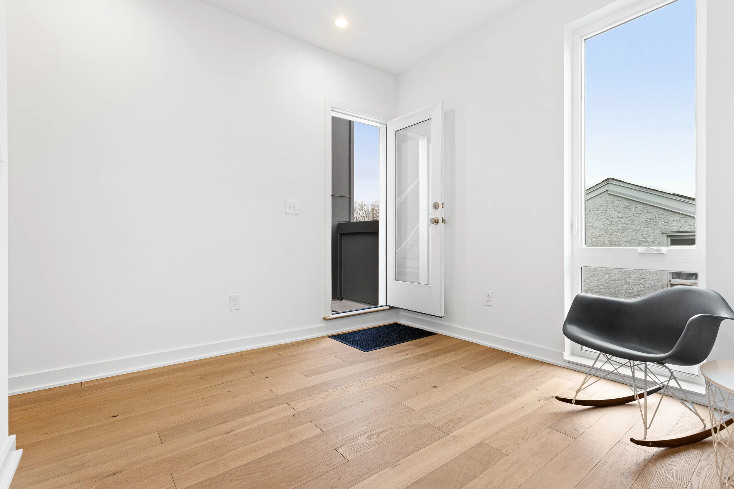 239 Krams Ave-Full-27.jpg