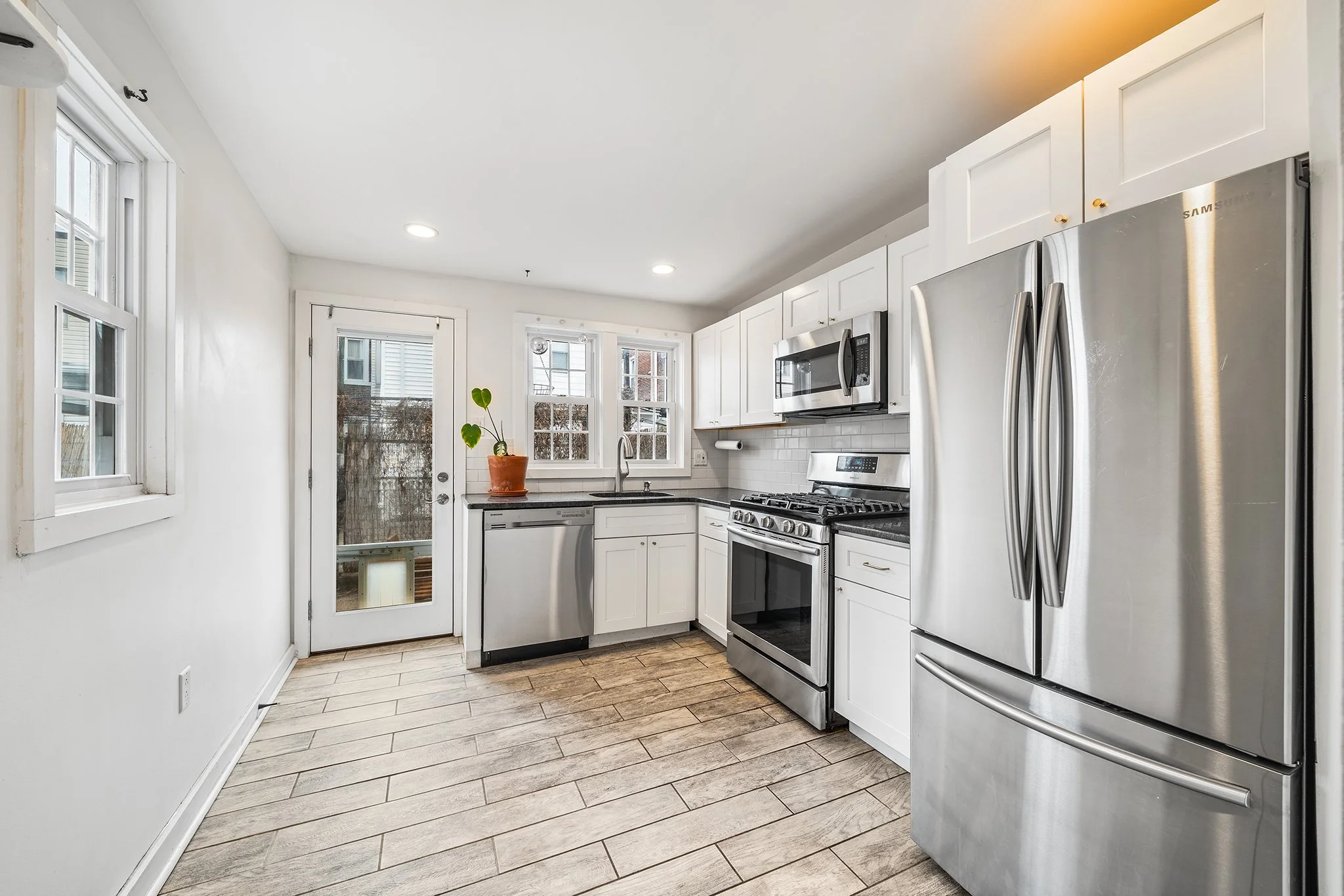 3064 Livingston St, Philadelphia PA-07.jpg