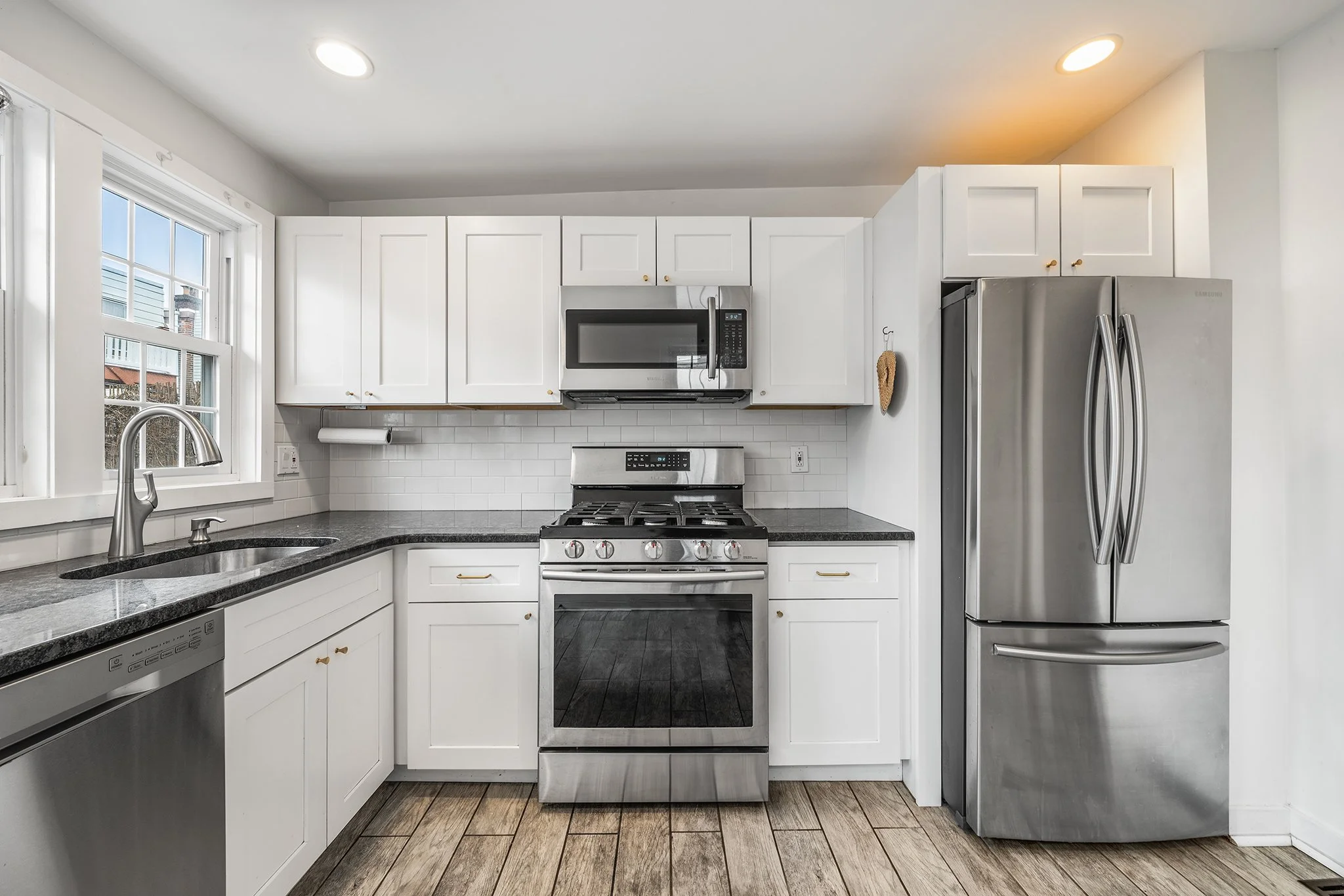 3064 Livingston St, Philadelphia PA-09.jpg