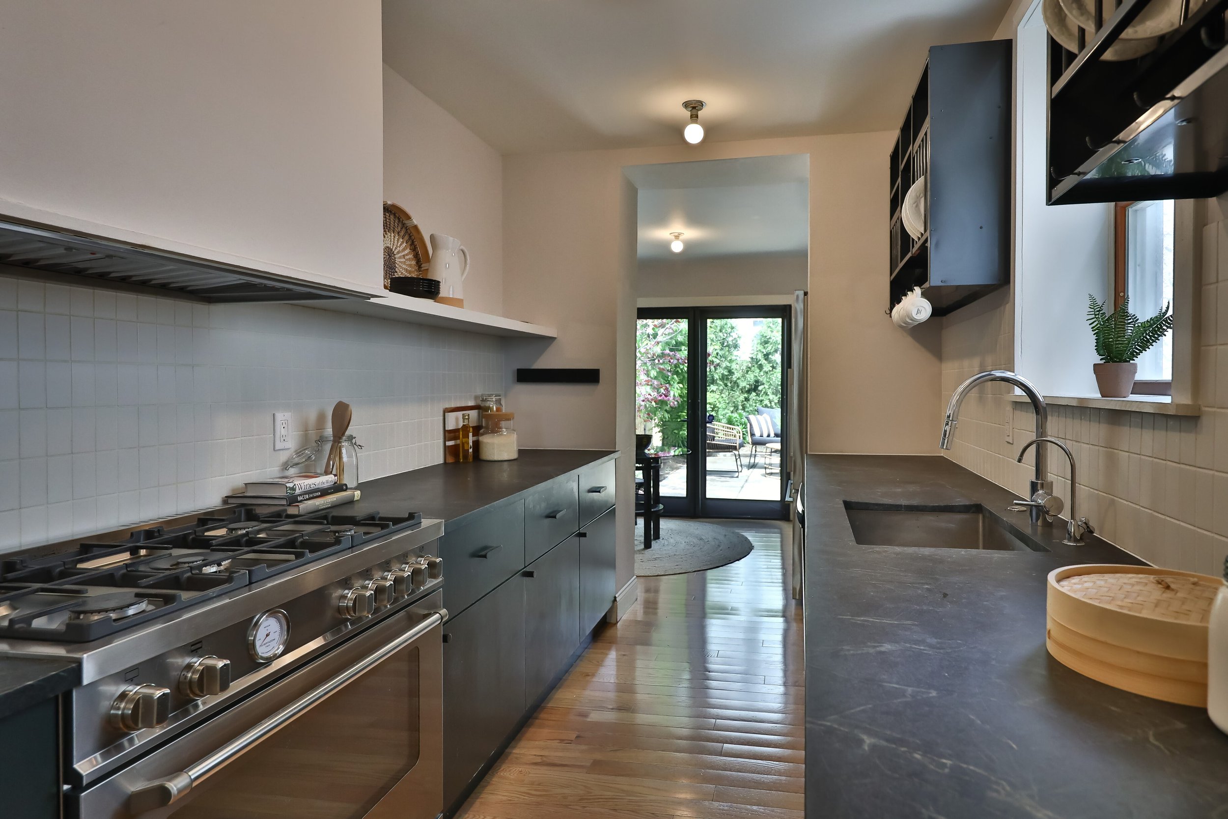 2805 Poplar St Philadelphia PA-print-011-013-Poplar St011-4200x2800-300dpi.jpg