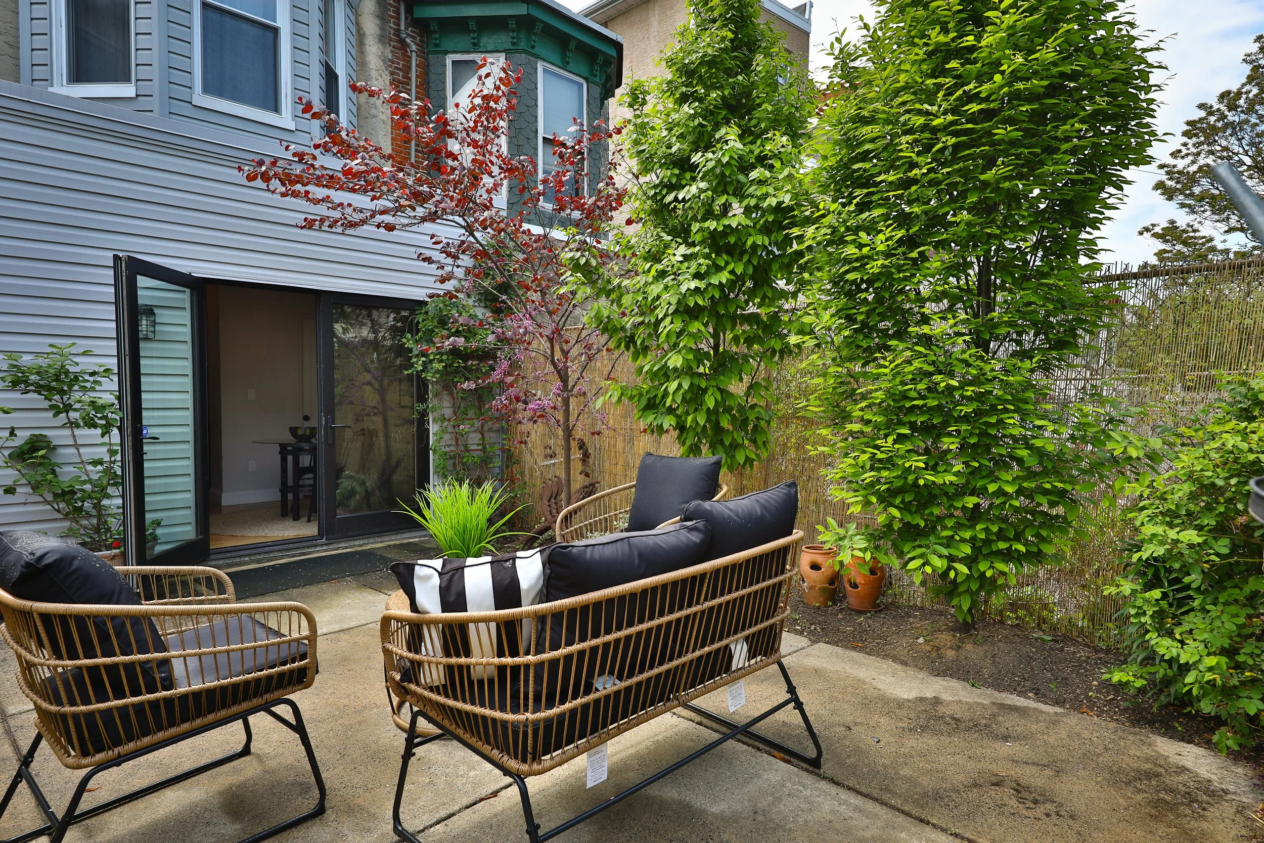 2805 Poplar St Philadelphia PA-print-017-027-Poplar St017-4200x2800-300dpi.jpg