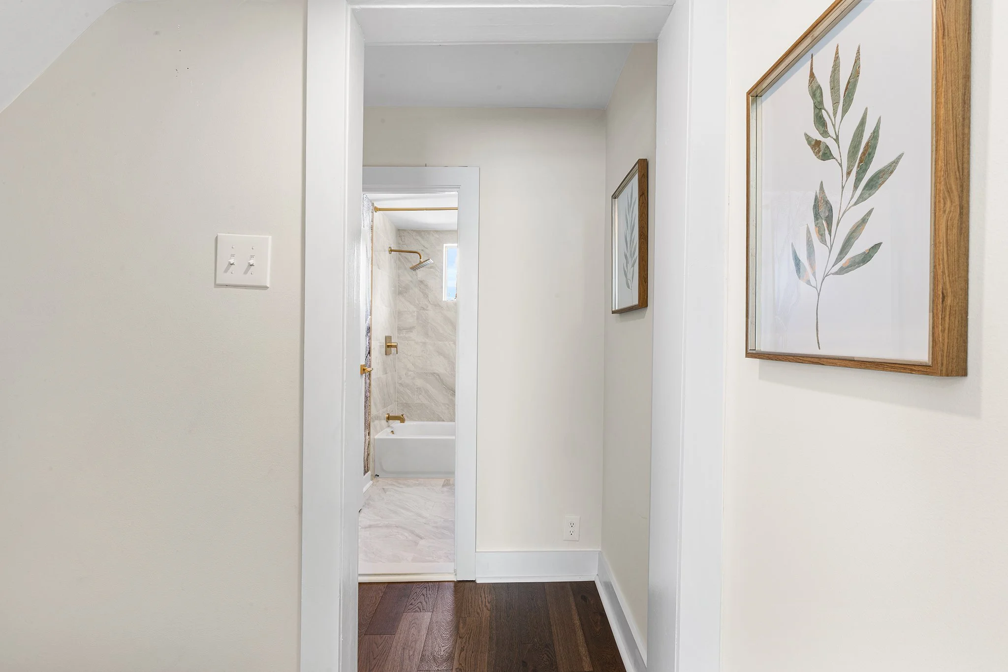 2542 Jasper St, Philadelphia, PA-17.jpg