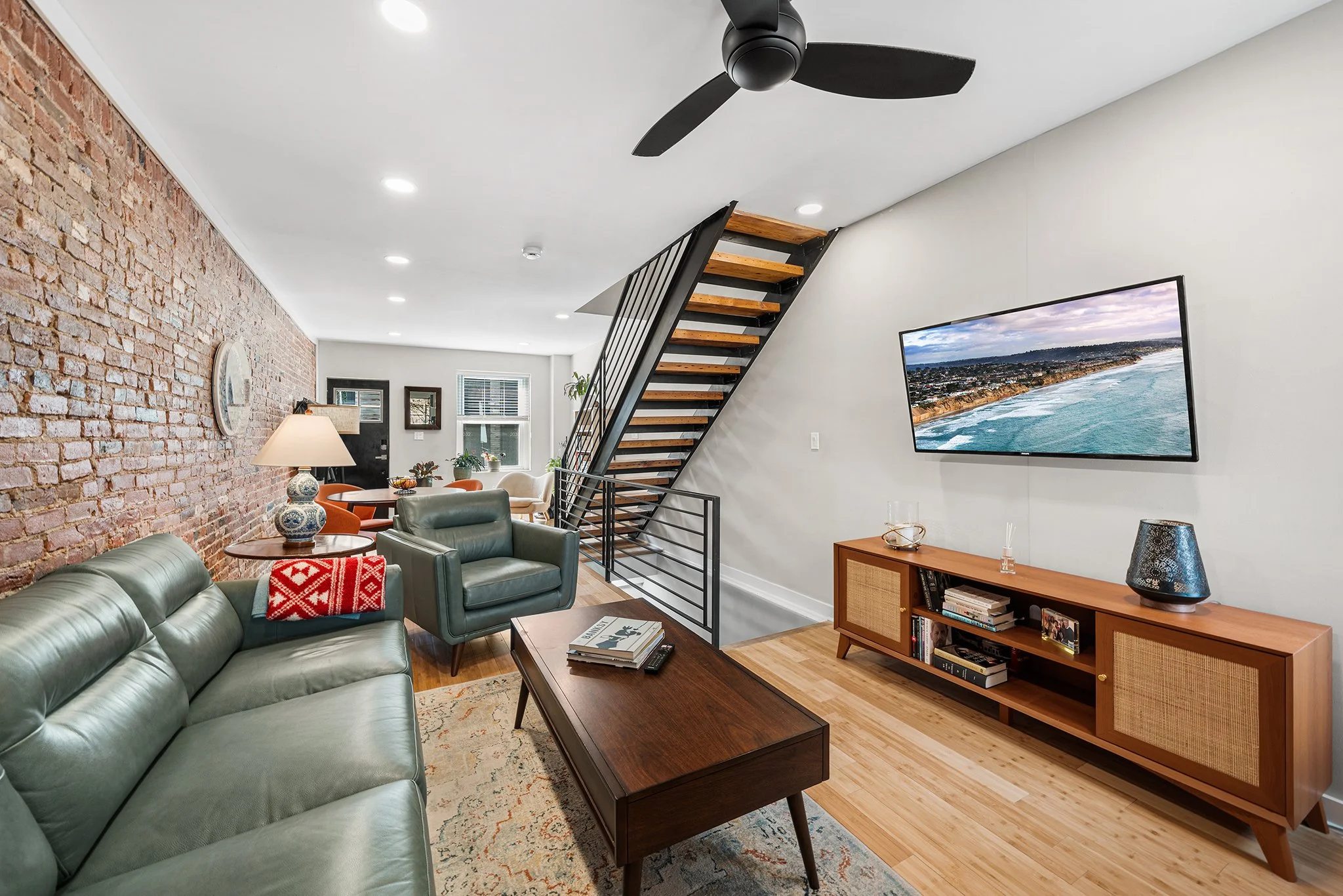 2037 E Fletcher St Philadelphia, PA-10.jpg