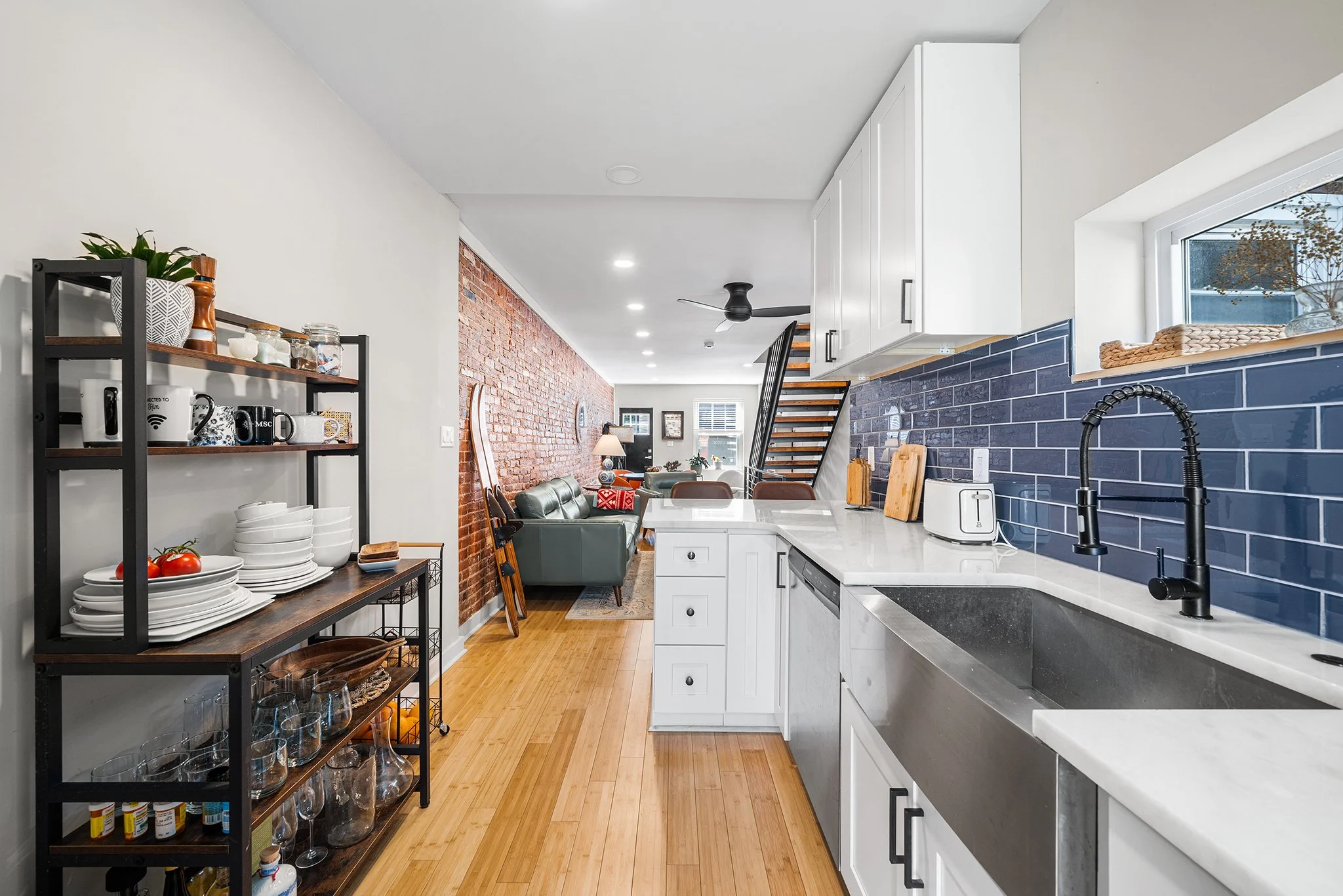 2037 E Fletcher St Philadelphia, PA-14.jpg