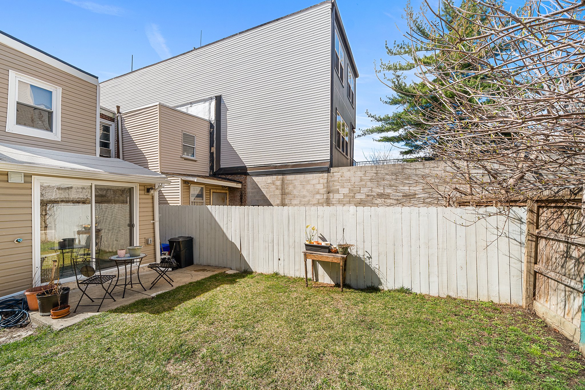 2037 E Fletcher St Philadelphia, PA-34.jpg