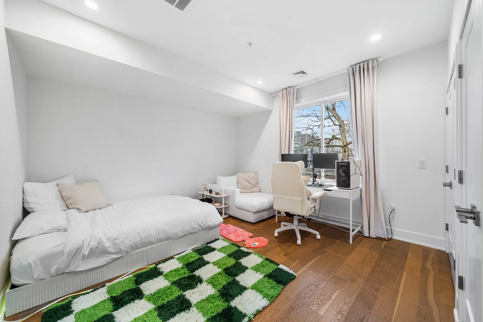 1117 Earl St, Phila PA-21.jpg