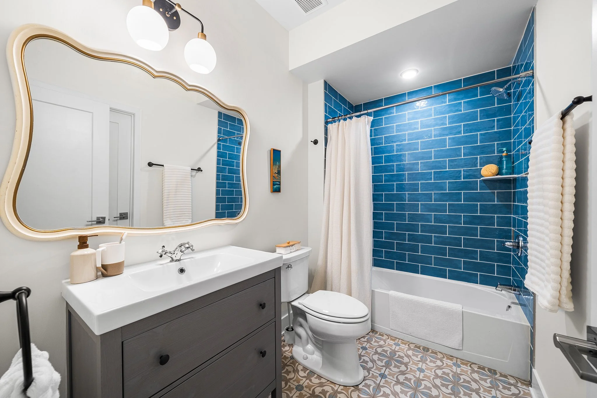 1117 Earl St, Phila PA-22.jpg