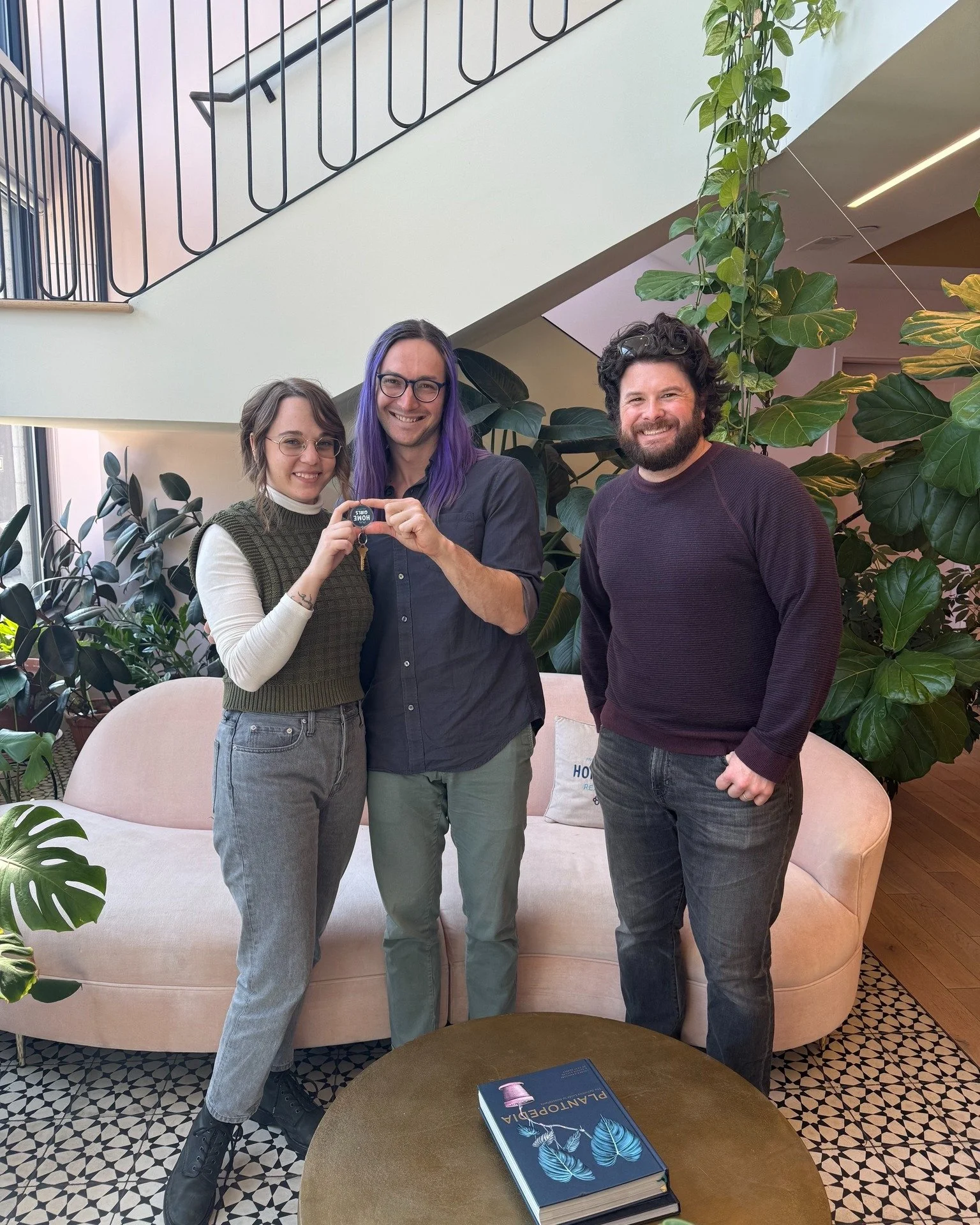 Another happy closing to PHG agent @pathatphilly 's clients MG and Leif! They were moving from Texas to Philly, and those long distance moves are always tricky! How to balance viewings, timing all the details- but this team did a stellar job! They to