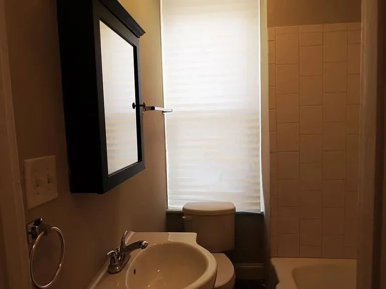 4335 Fleming - 17.jpg