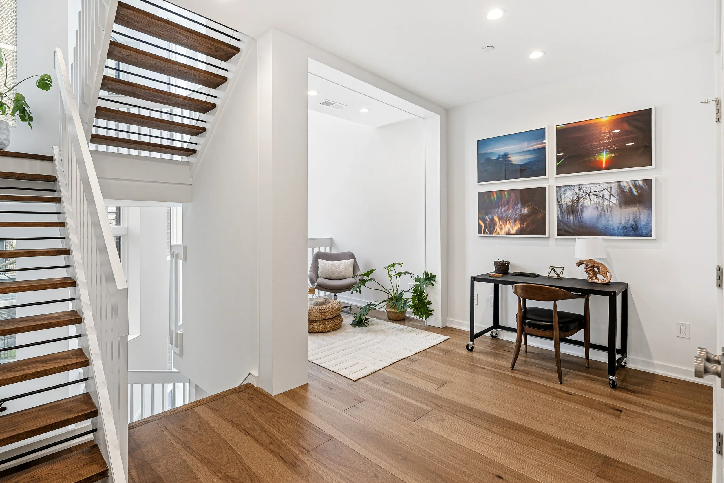 633 E Thompson St-Full-23.jpg