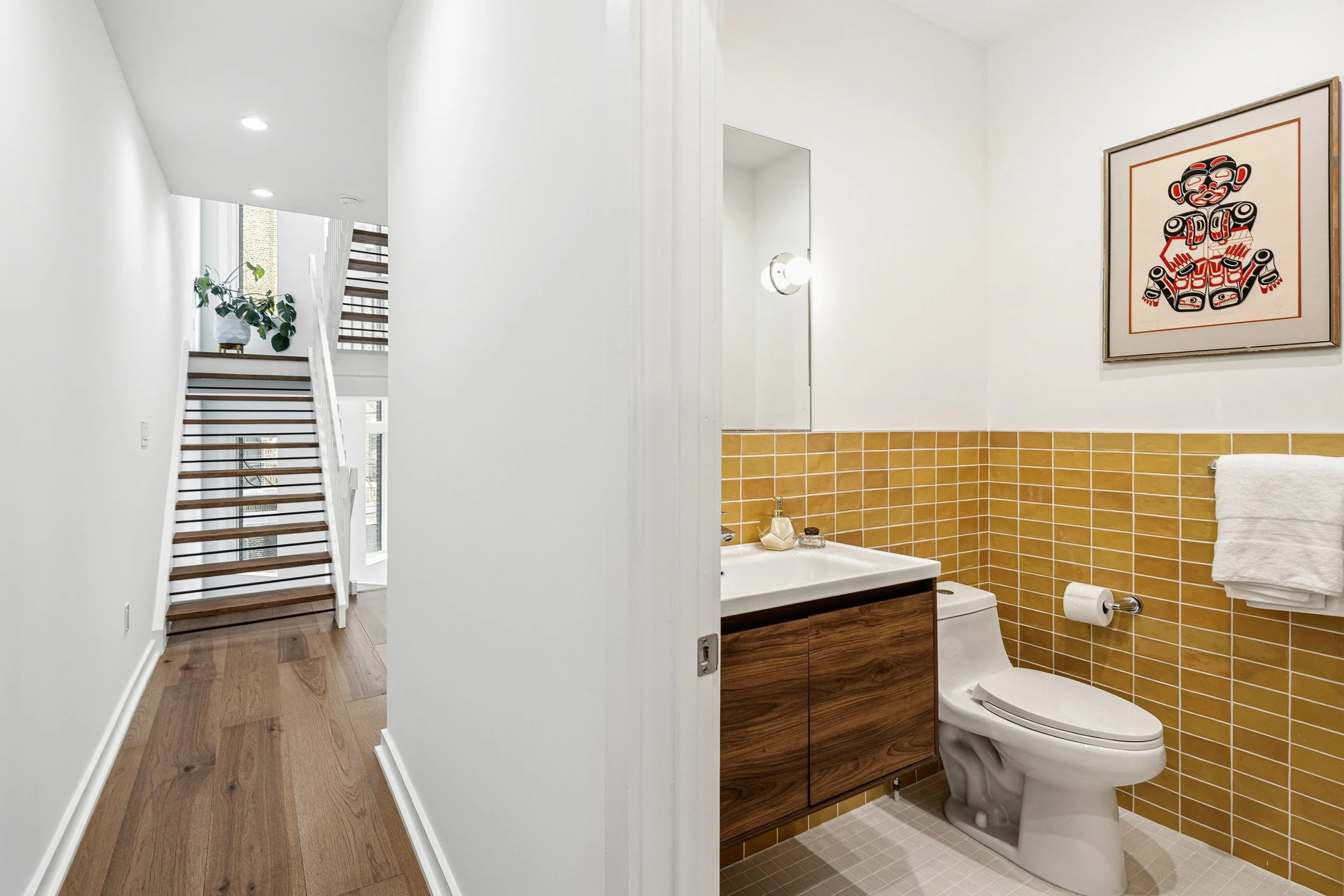 633 E Thompson St-Full-21.jpg