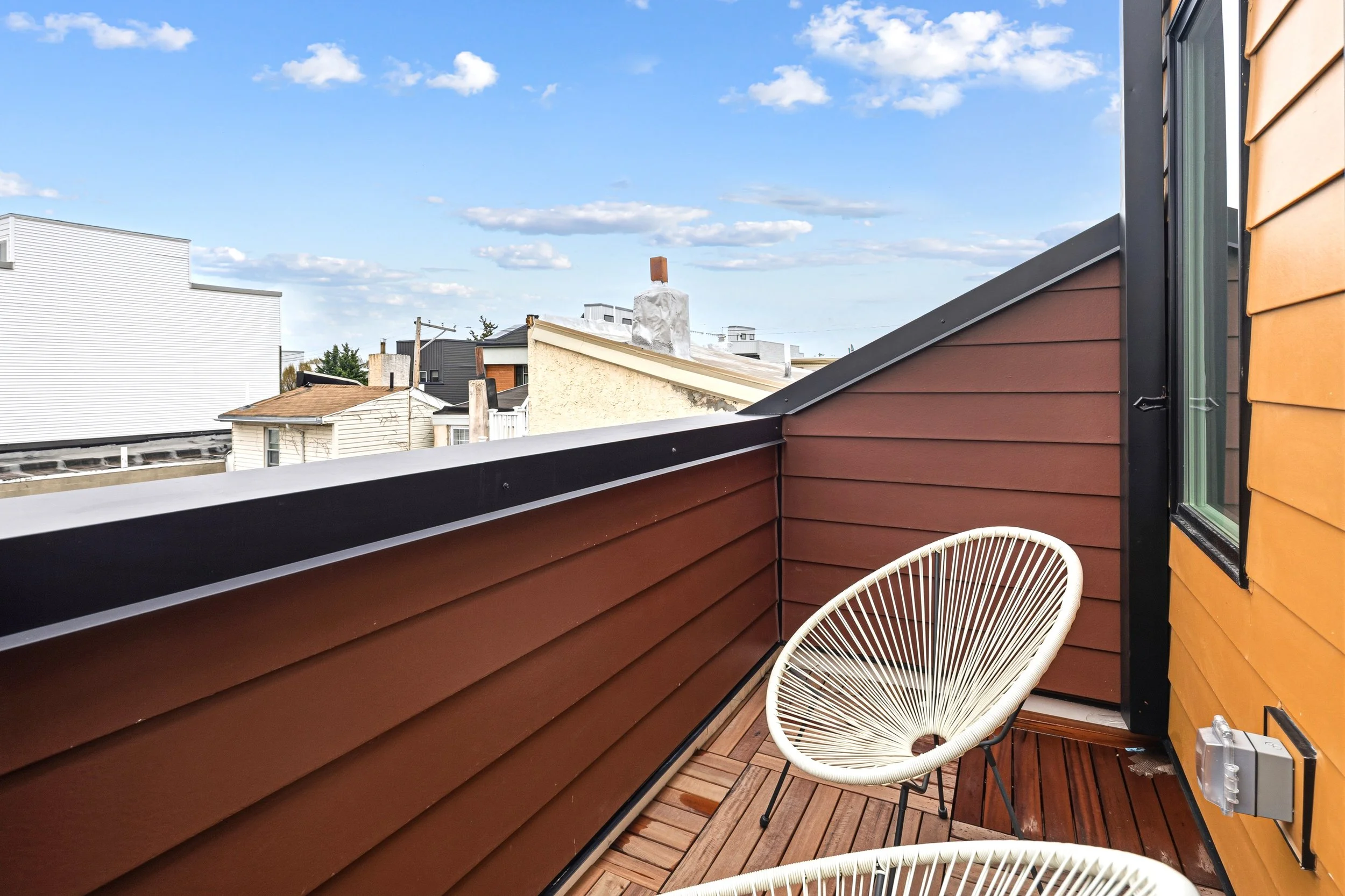 633 E Thompson St-Full-17.jpg