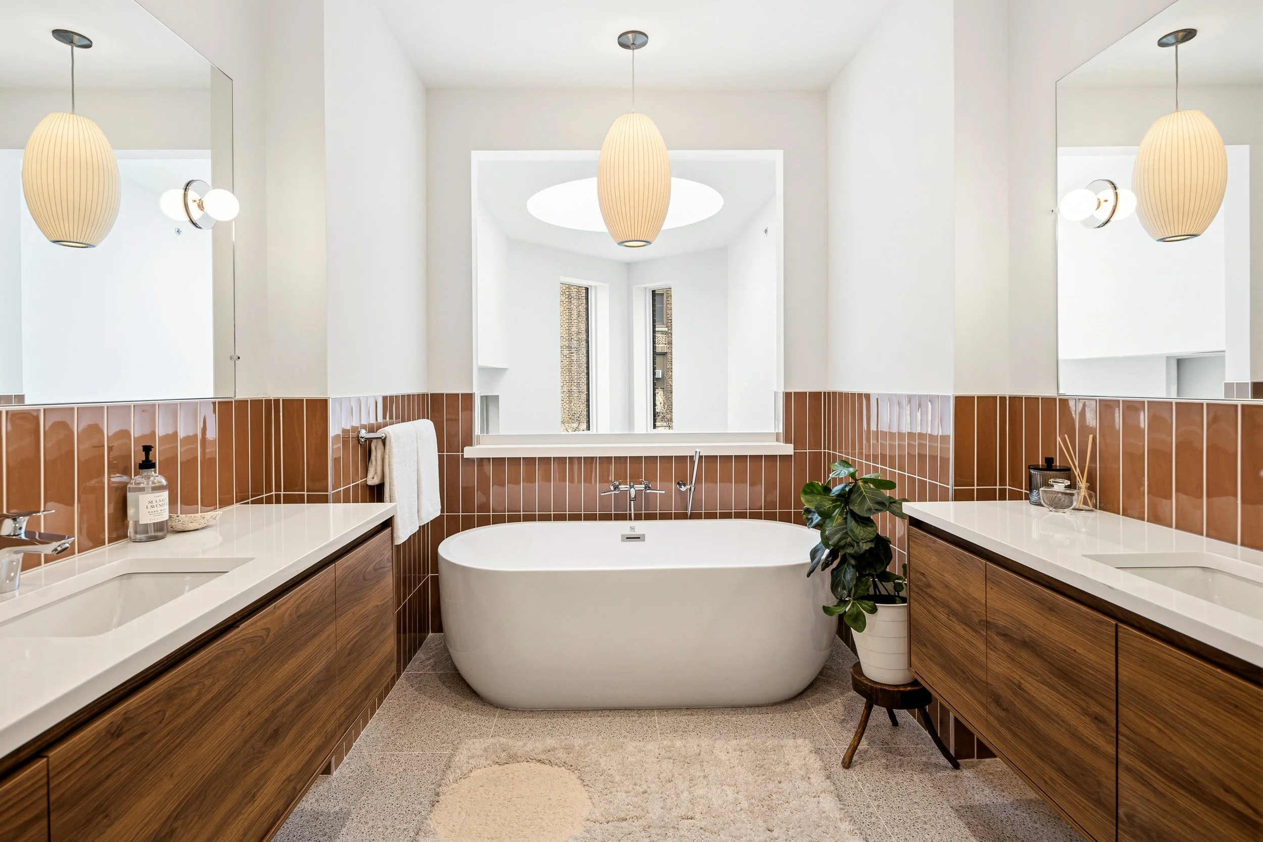 633 E Thompson St-Full-30.jpg