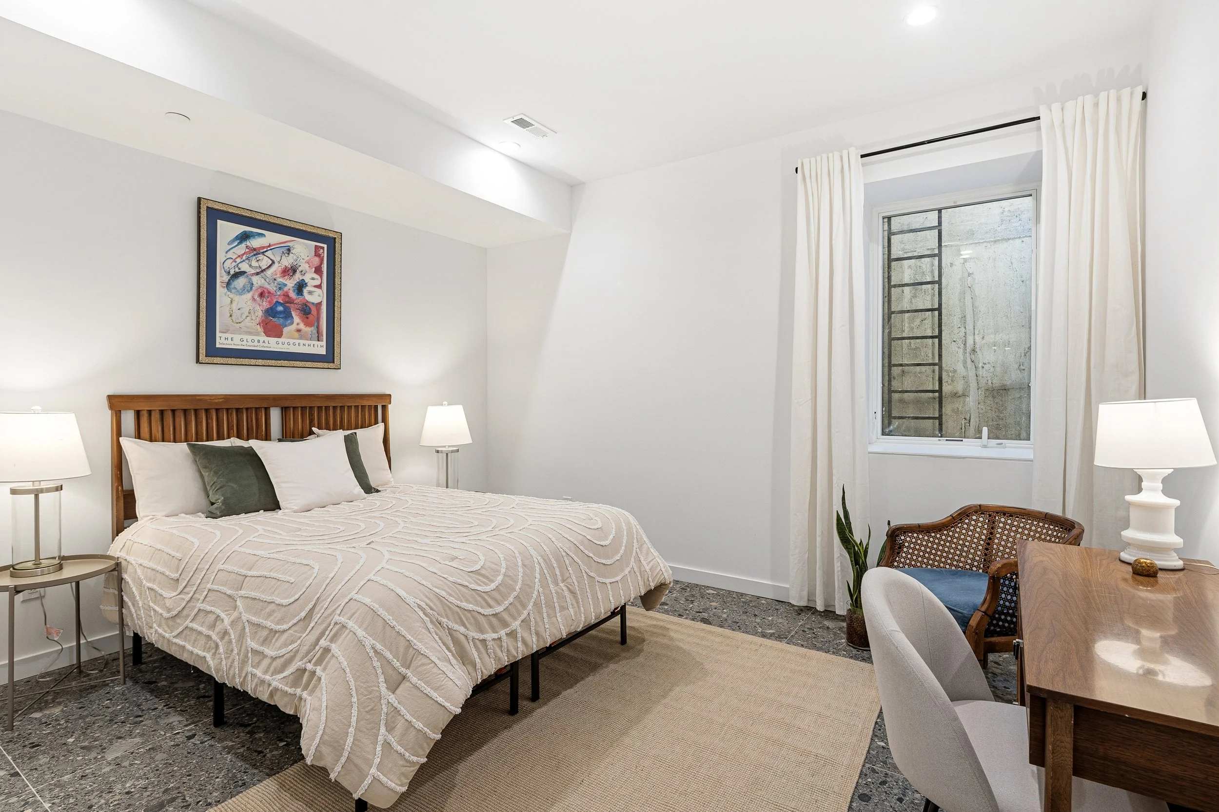 633 E Thompson St-Full-10.jpg