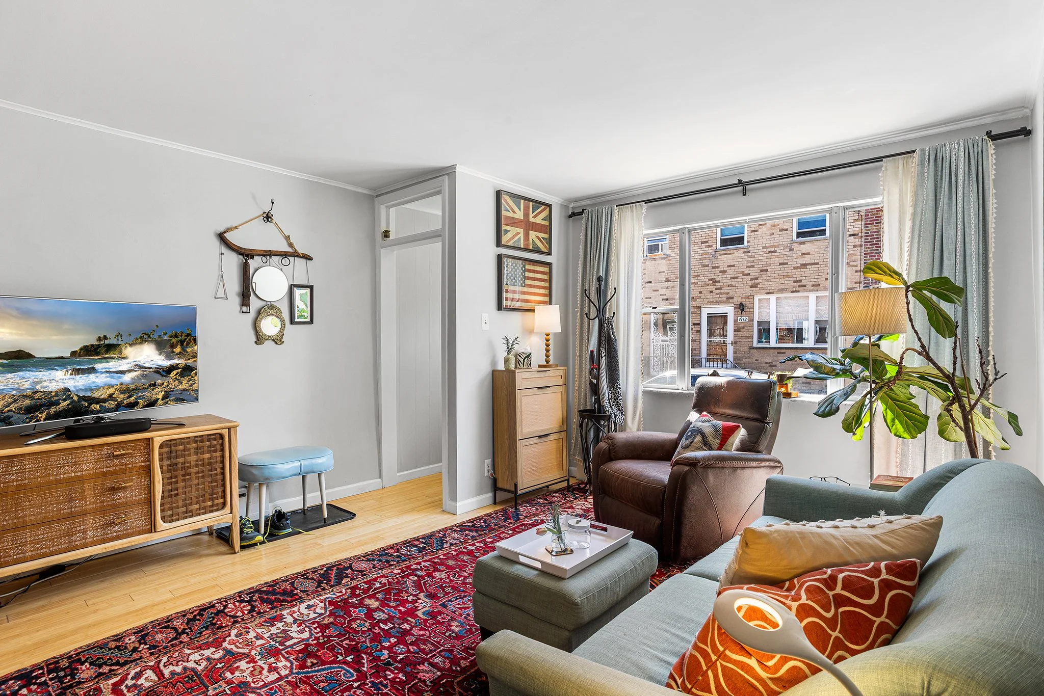 1911 S Iseminger St Philadelphia, PA-07.jpg