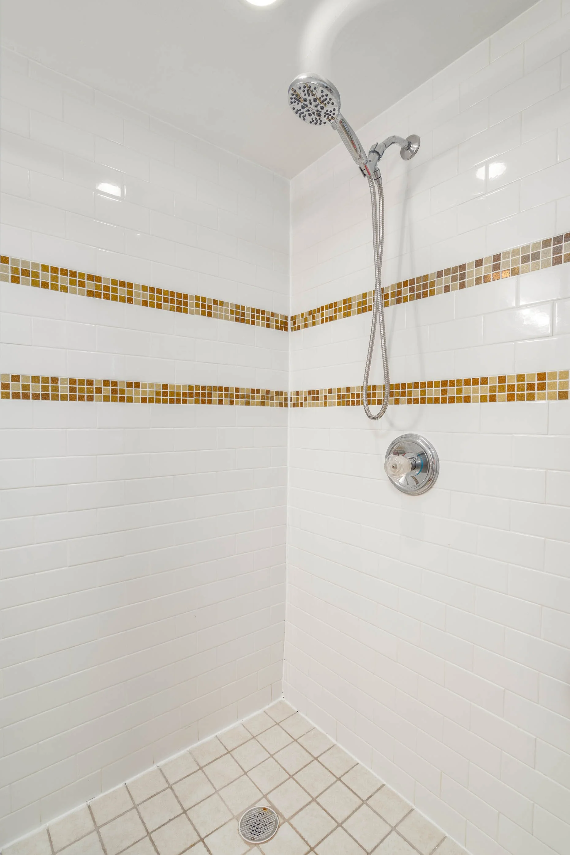 628 Kimball St-20.jpg