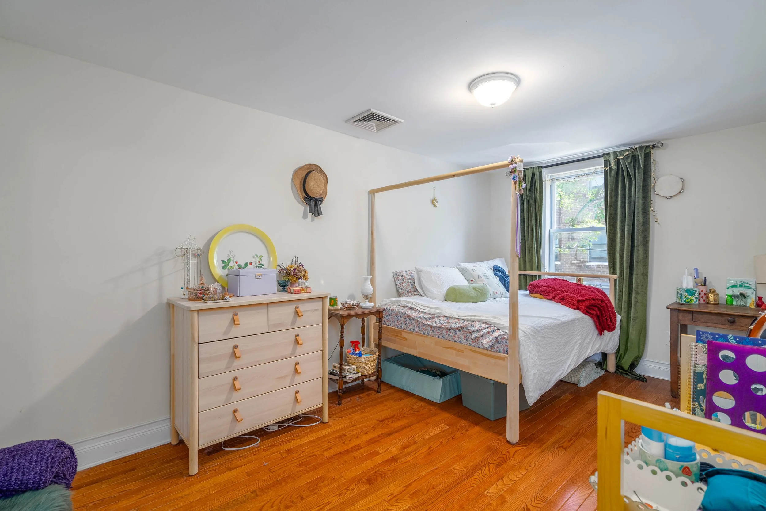 628 Kimball St-16.jpg