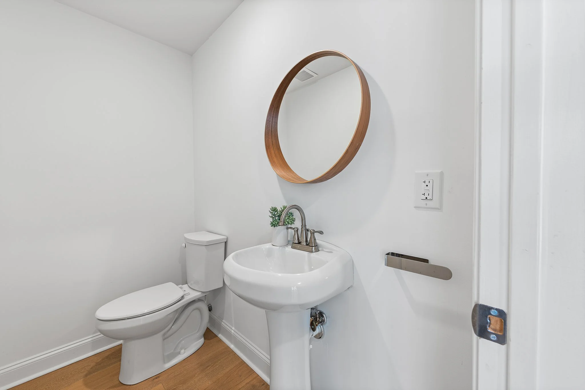 1316 N Franklin St #3, Philadelphia PA-19.jpg