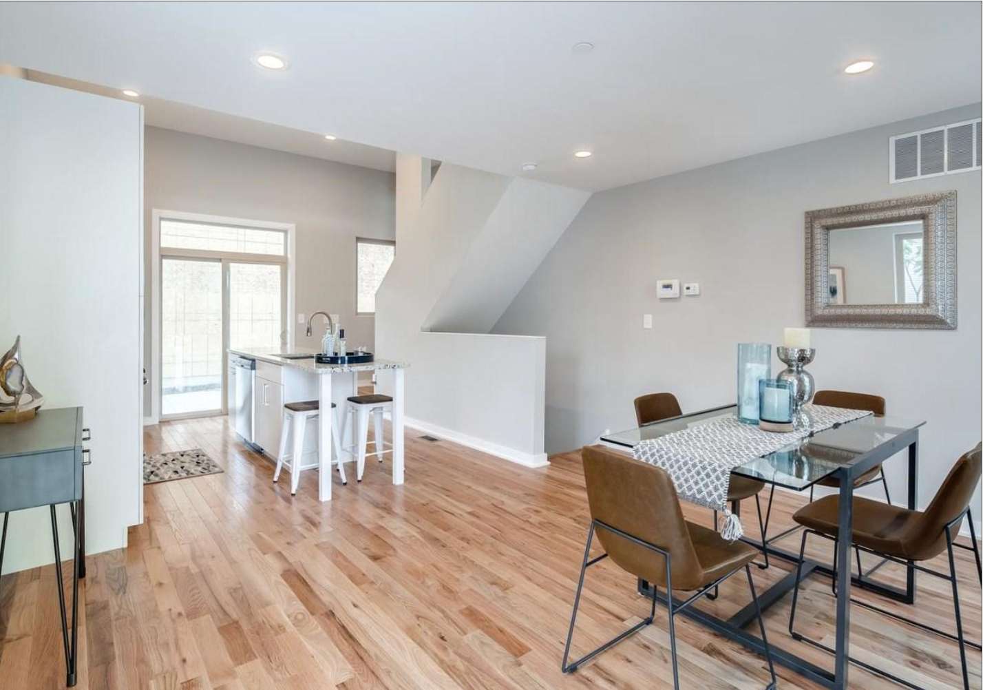 1842 East Cumberland Street