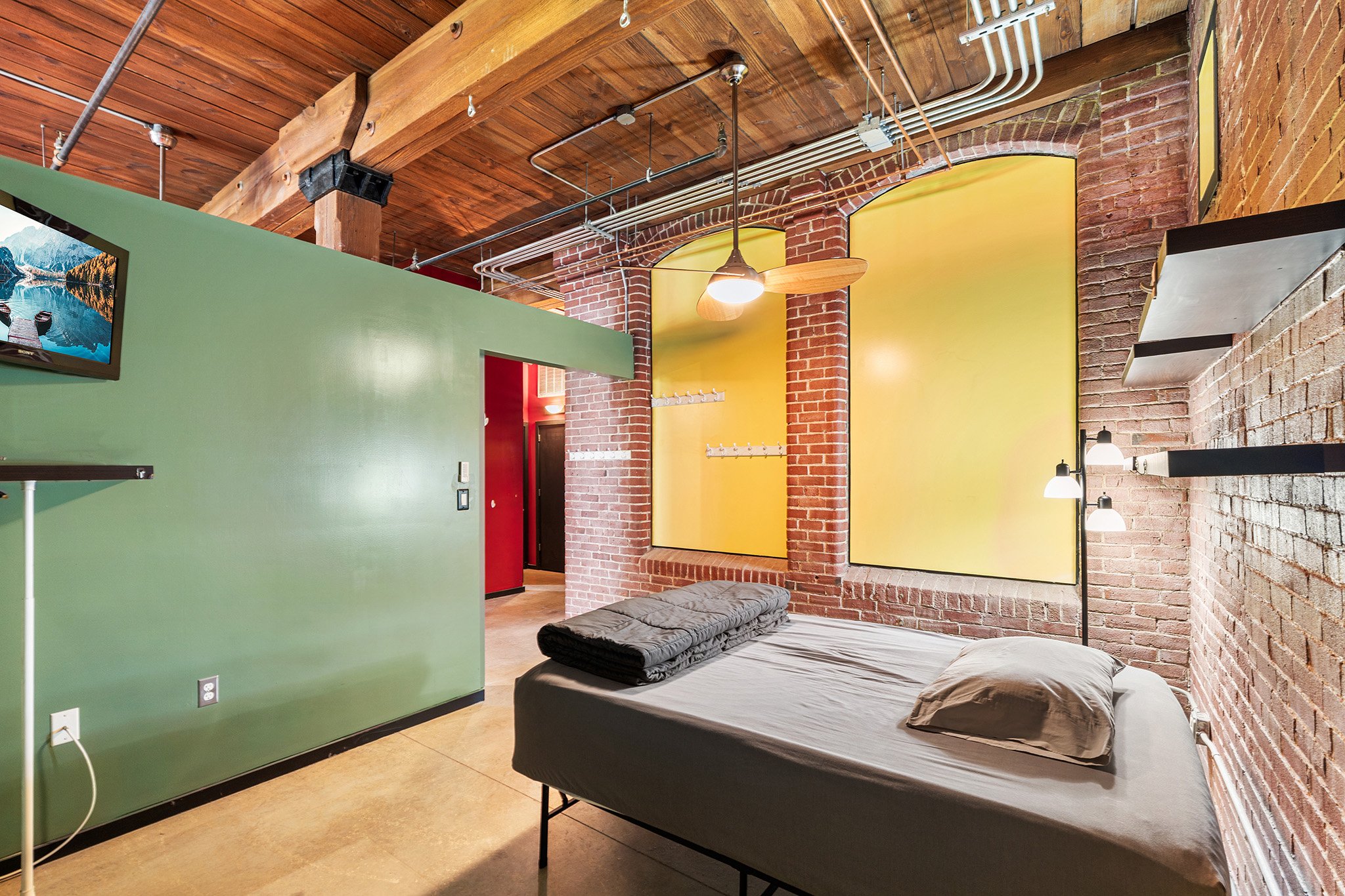 1714 Memphis St Unit 204 Philadelphia PA-09a.jpg
