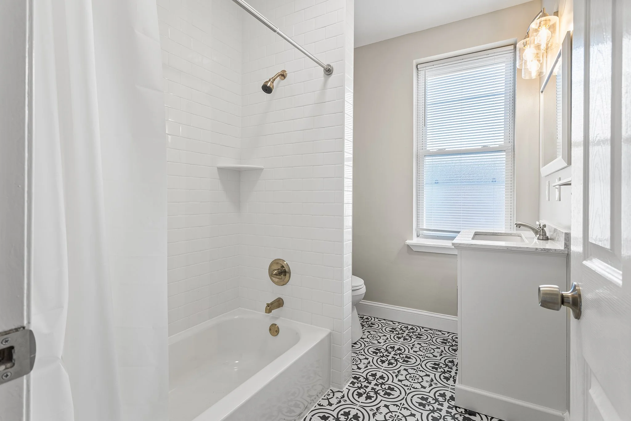 518 S 56th St, Philadelphia, PA-018.jpg