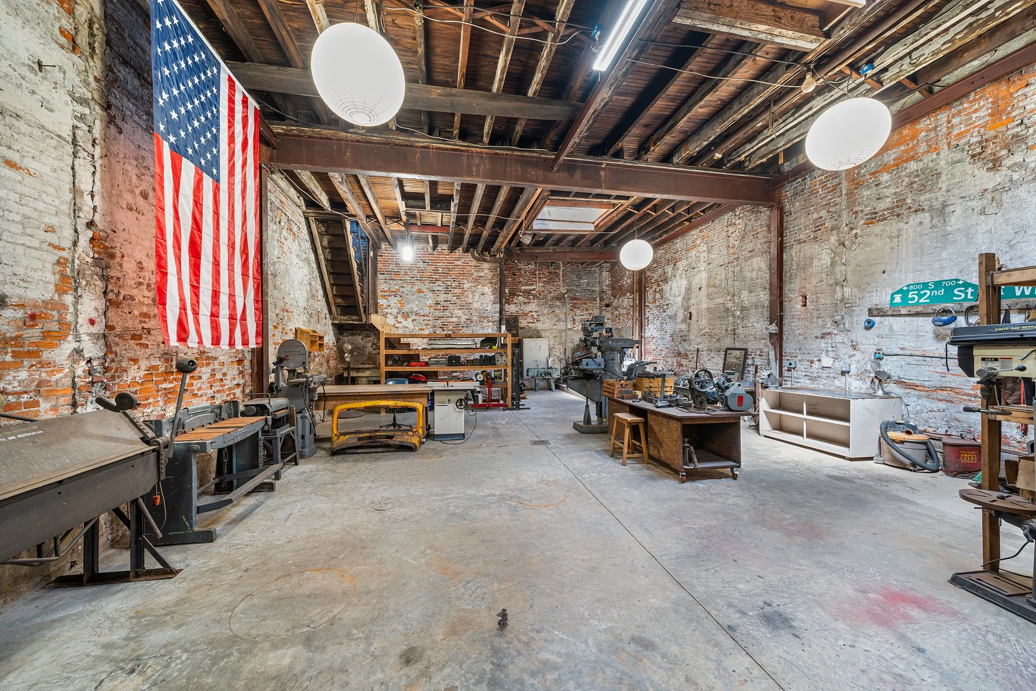 519 Emily St-010.jpg