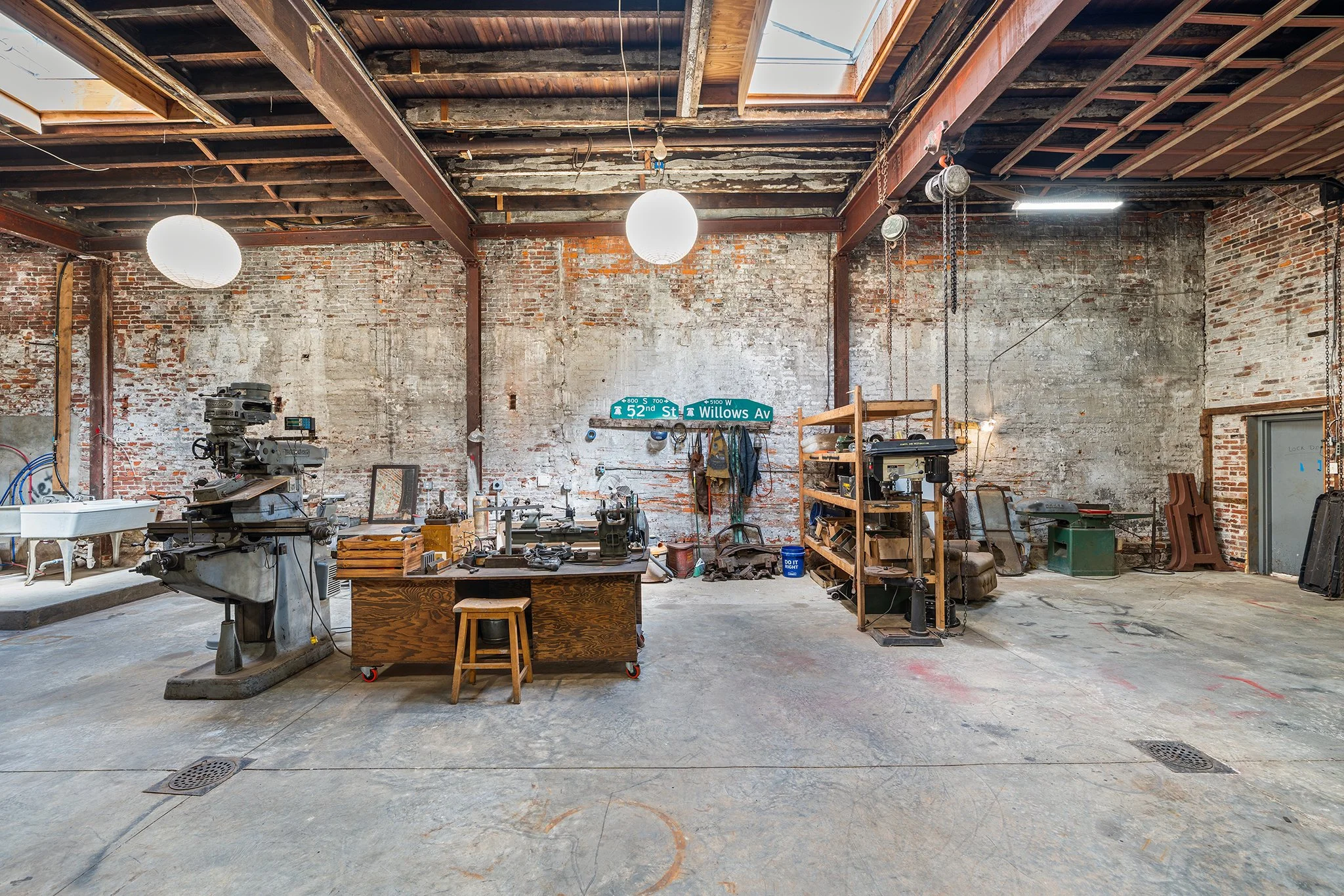 519 Emily St-013.jpg