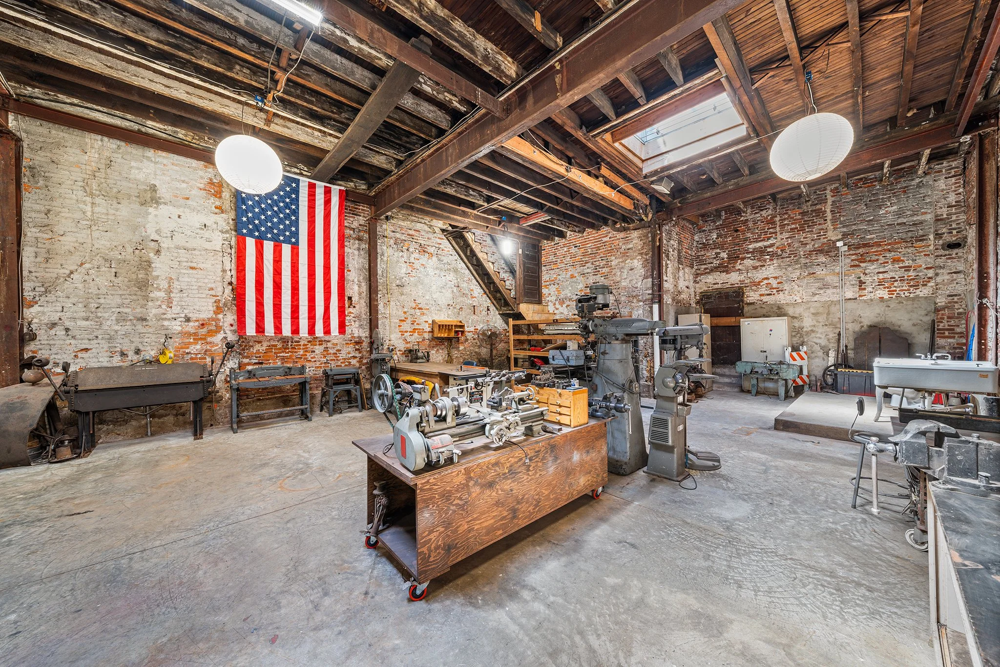 519 Emily St-016.jpg