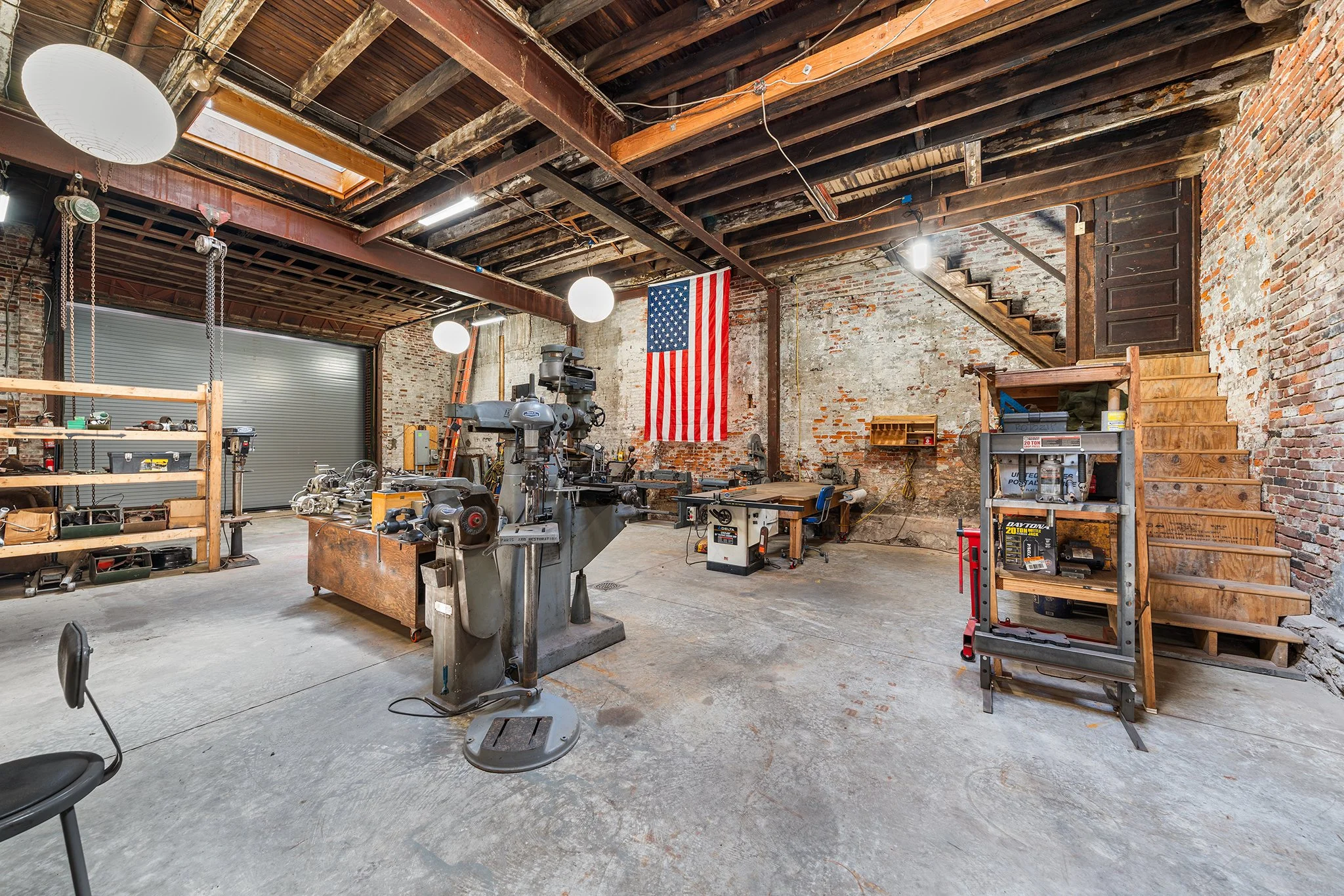 519 Emily St-022.jpg