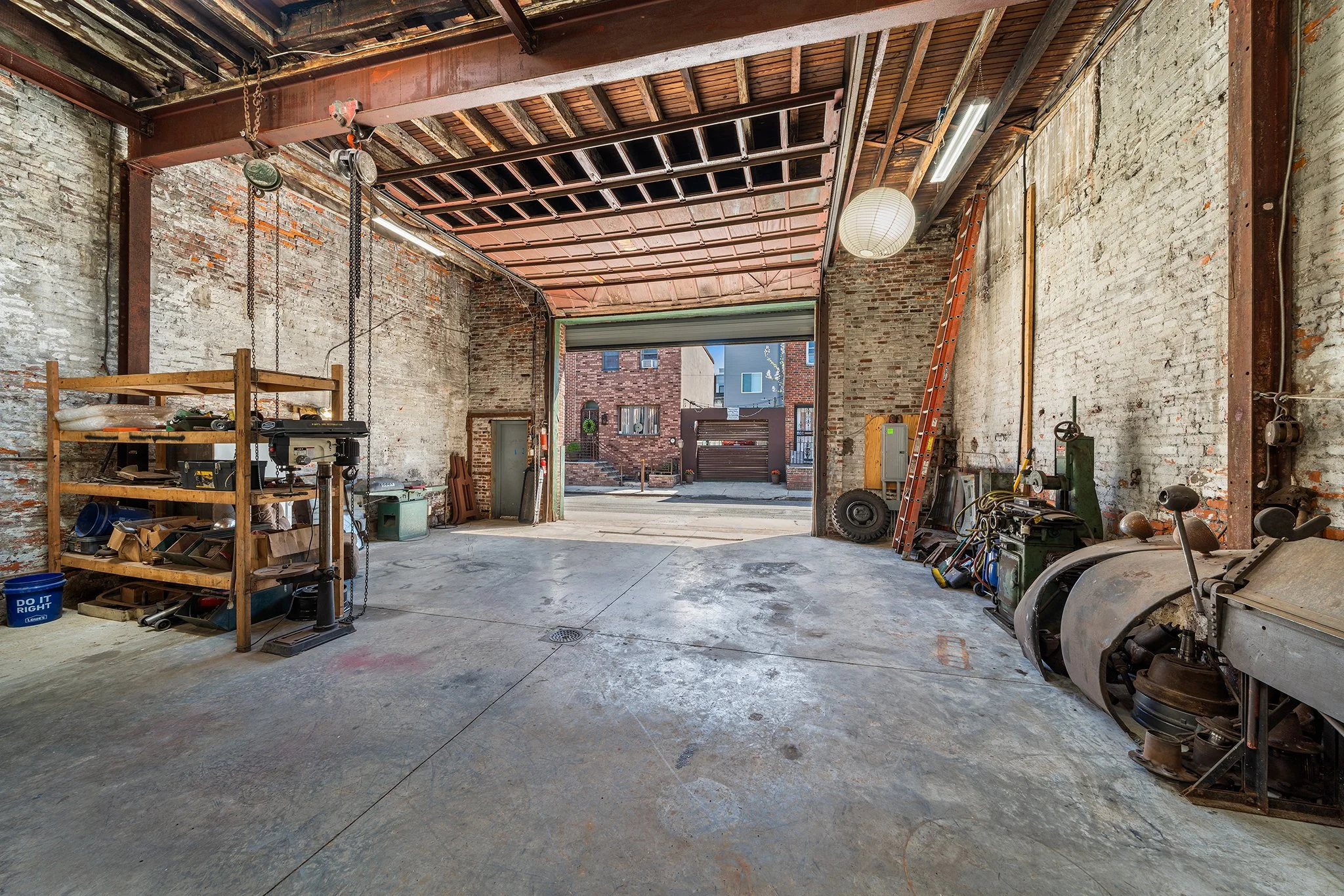 519 Emily St-028.jpg