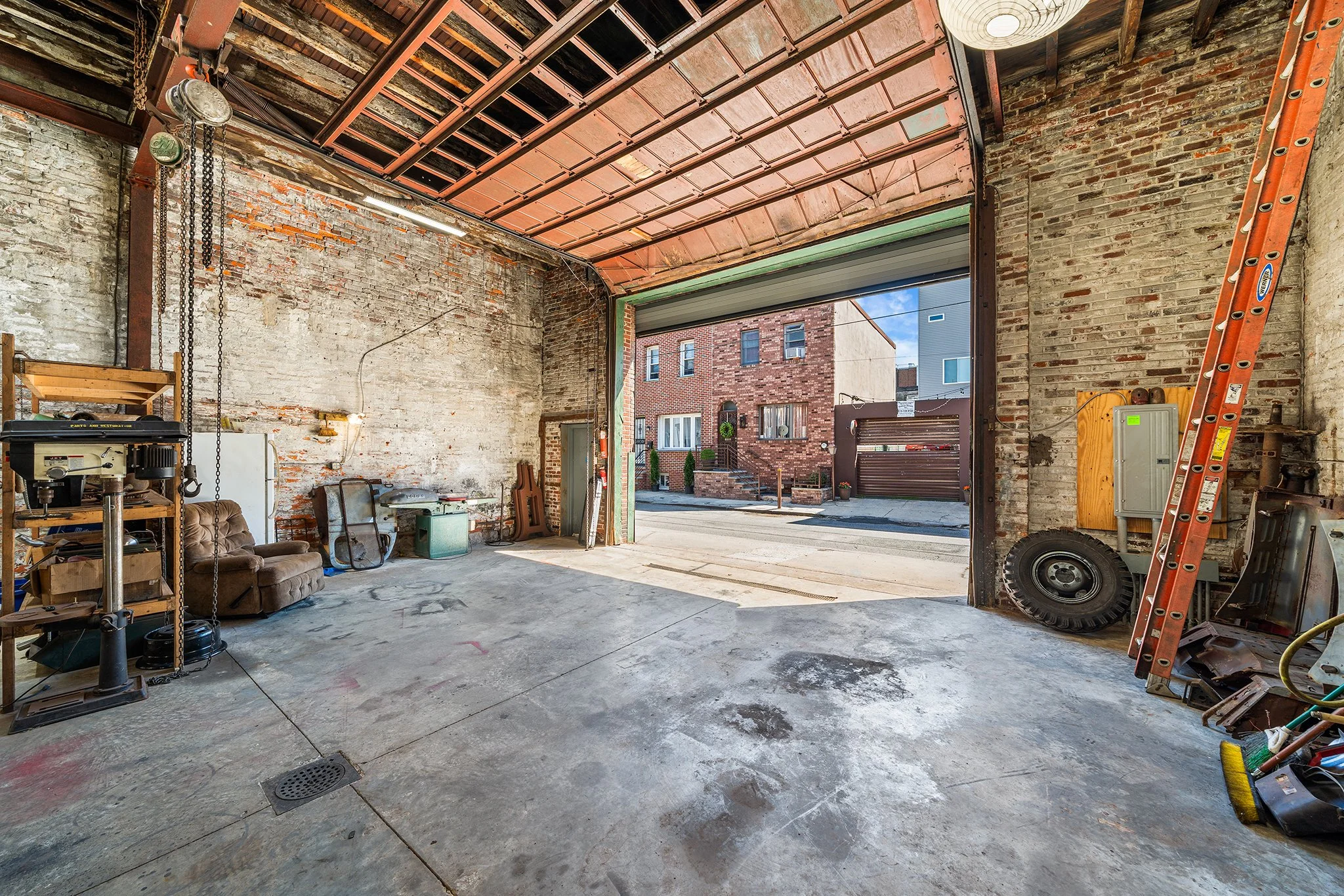 519 Emily St-029.jpg