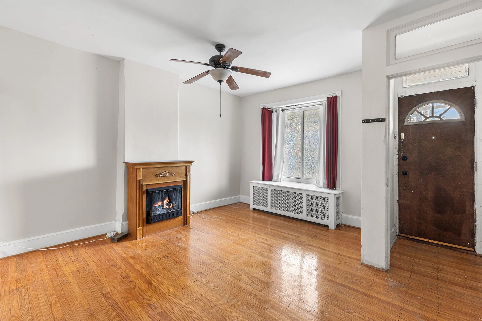 345 W Mount Pleasant Ave-005.jpg