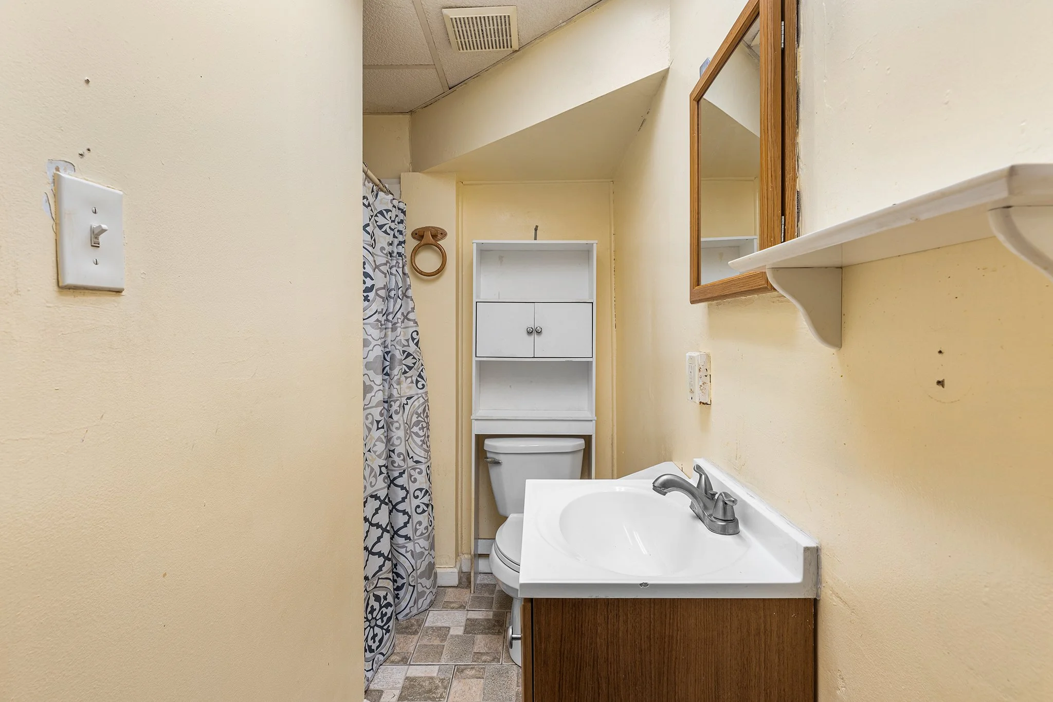 345 W Mount Pleasant Ave-008.jpg