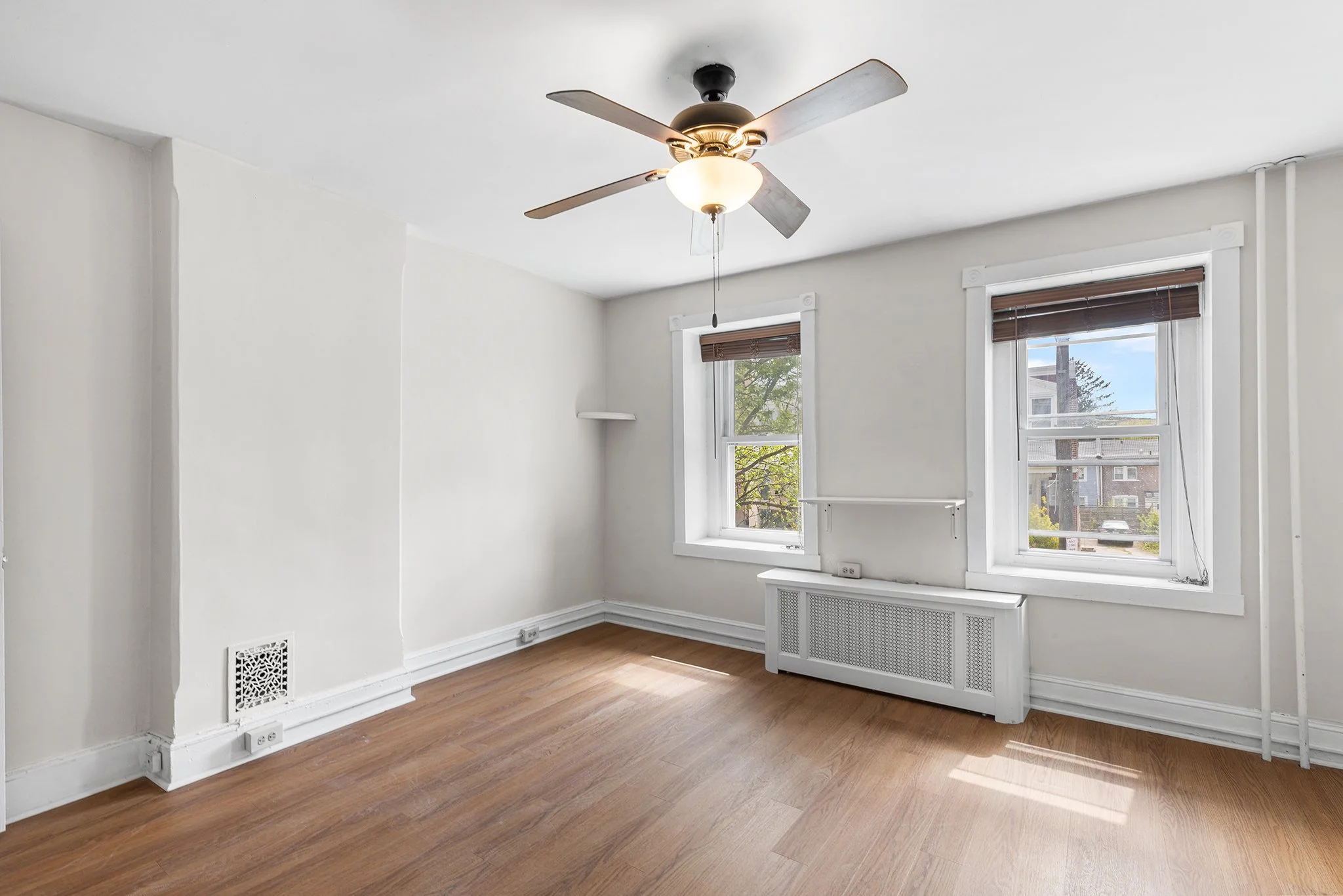 345 W Mount Pleasant Ave-021.jpg