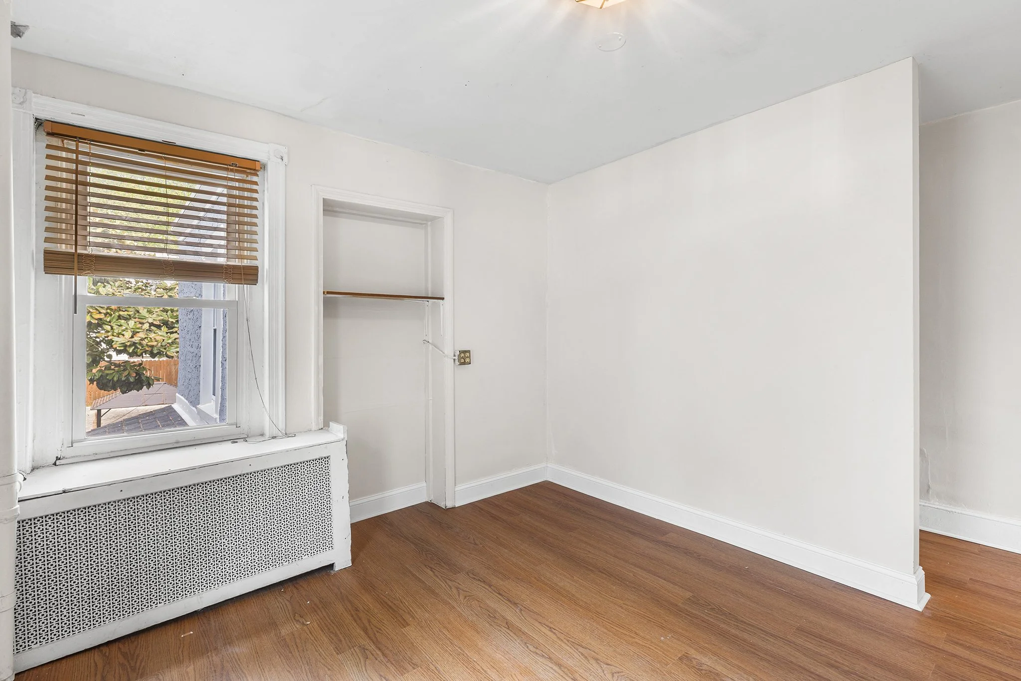 345 W Mount Pleasant Ave-023.jpg