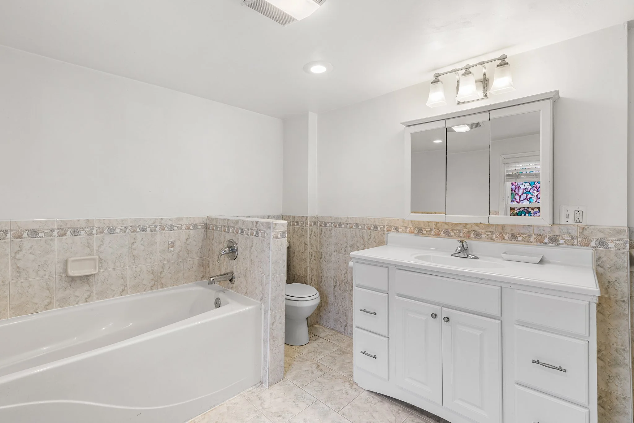 345 W Mount Pleasant Ave-025.jpg