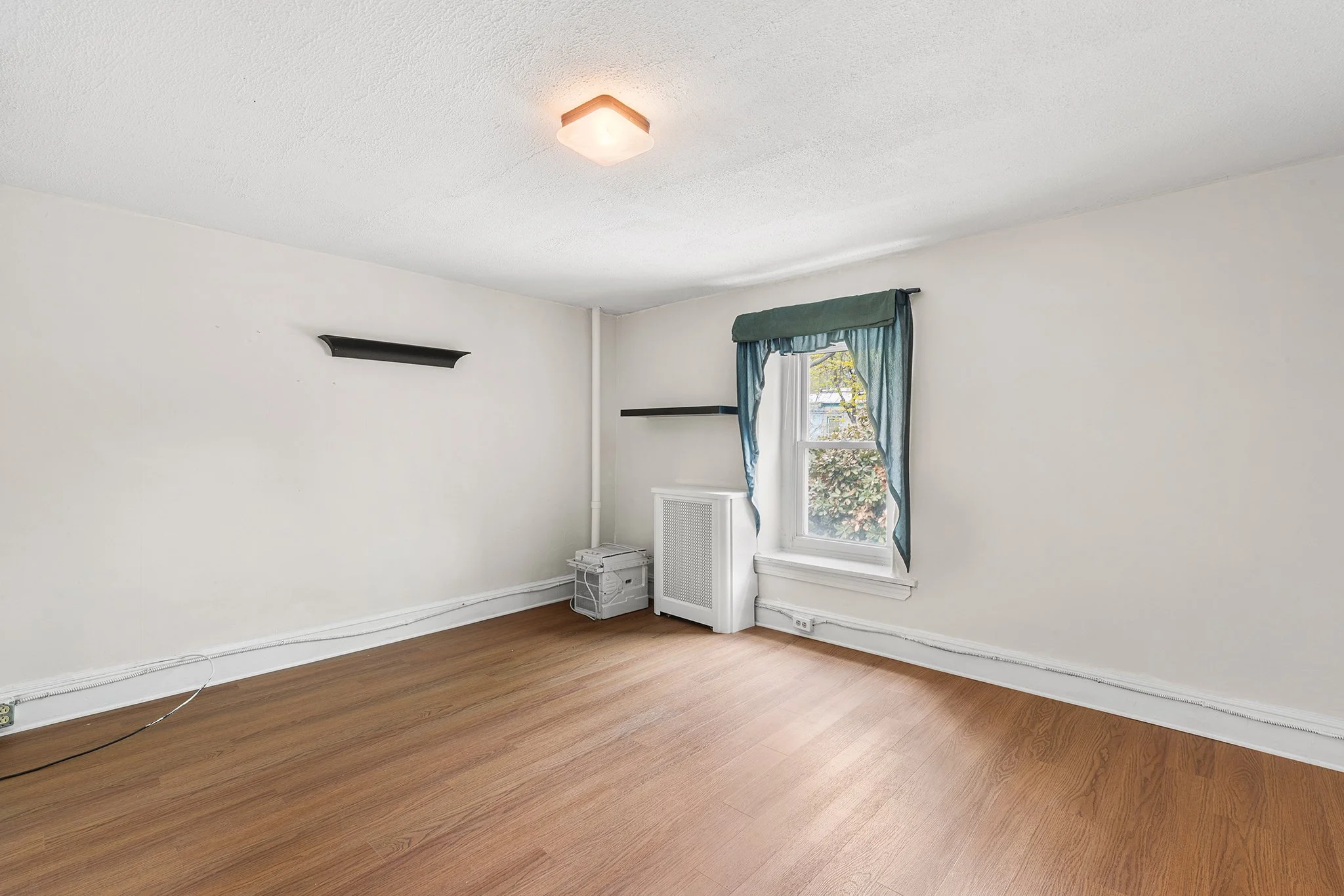 345 W Mount Pleasant Ave-030.jpg