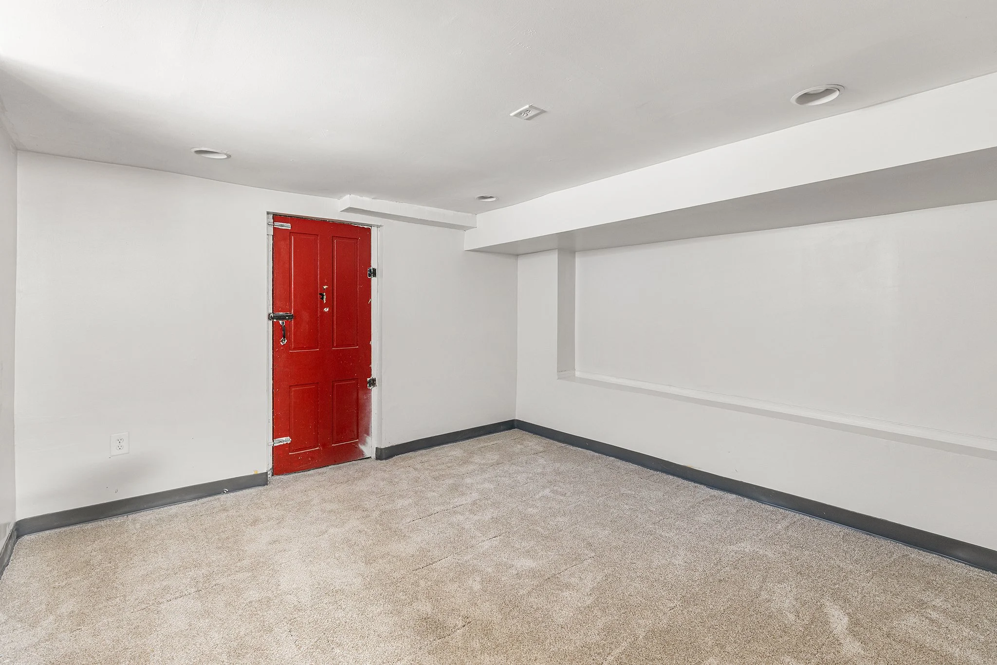 345 W Mount Pleasant Ave-016.jpg